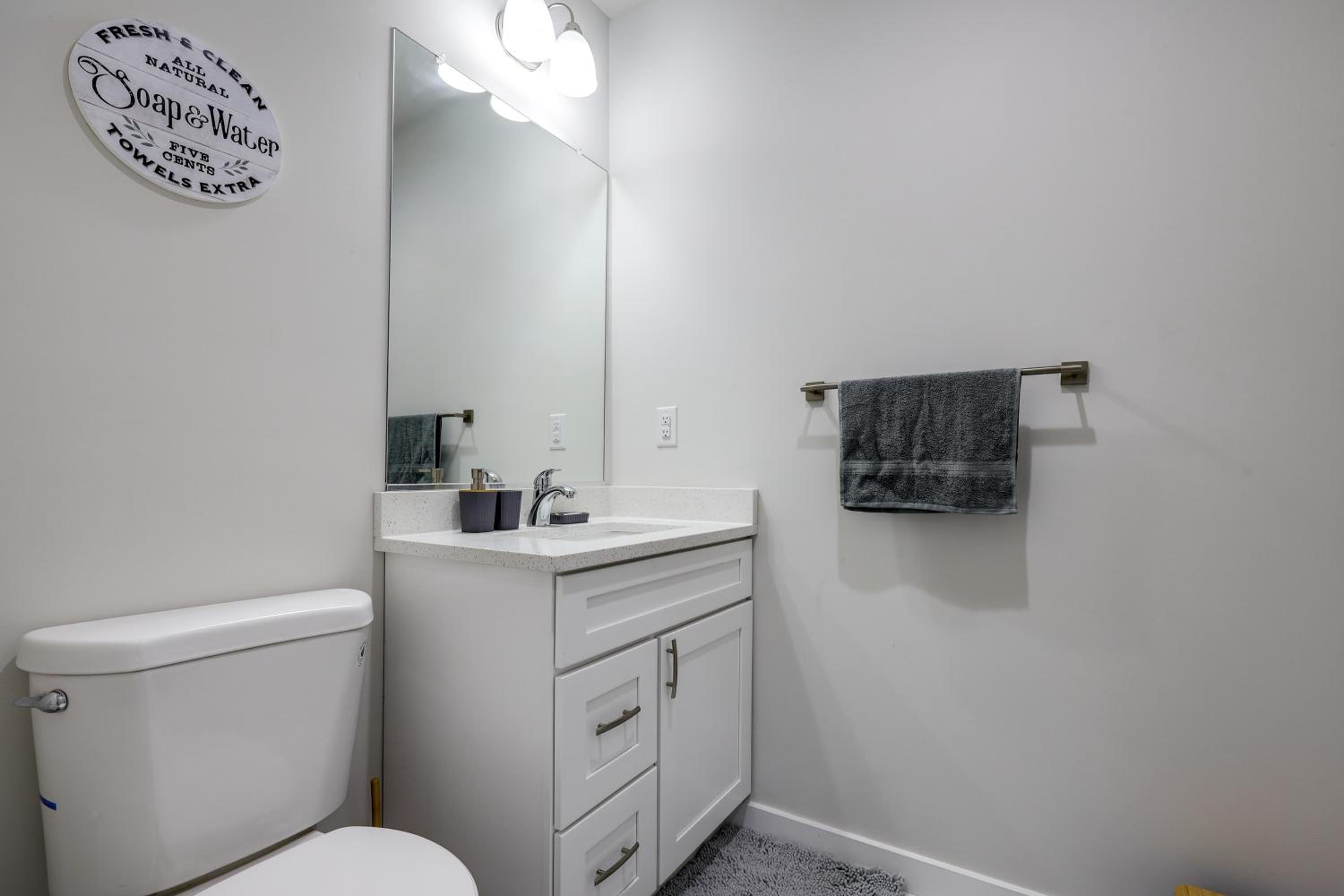 1 Mile to Quantico 5BR Home with Game Room!