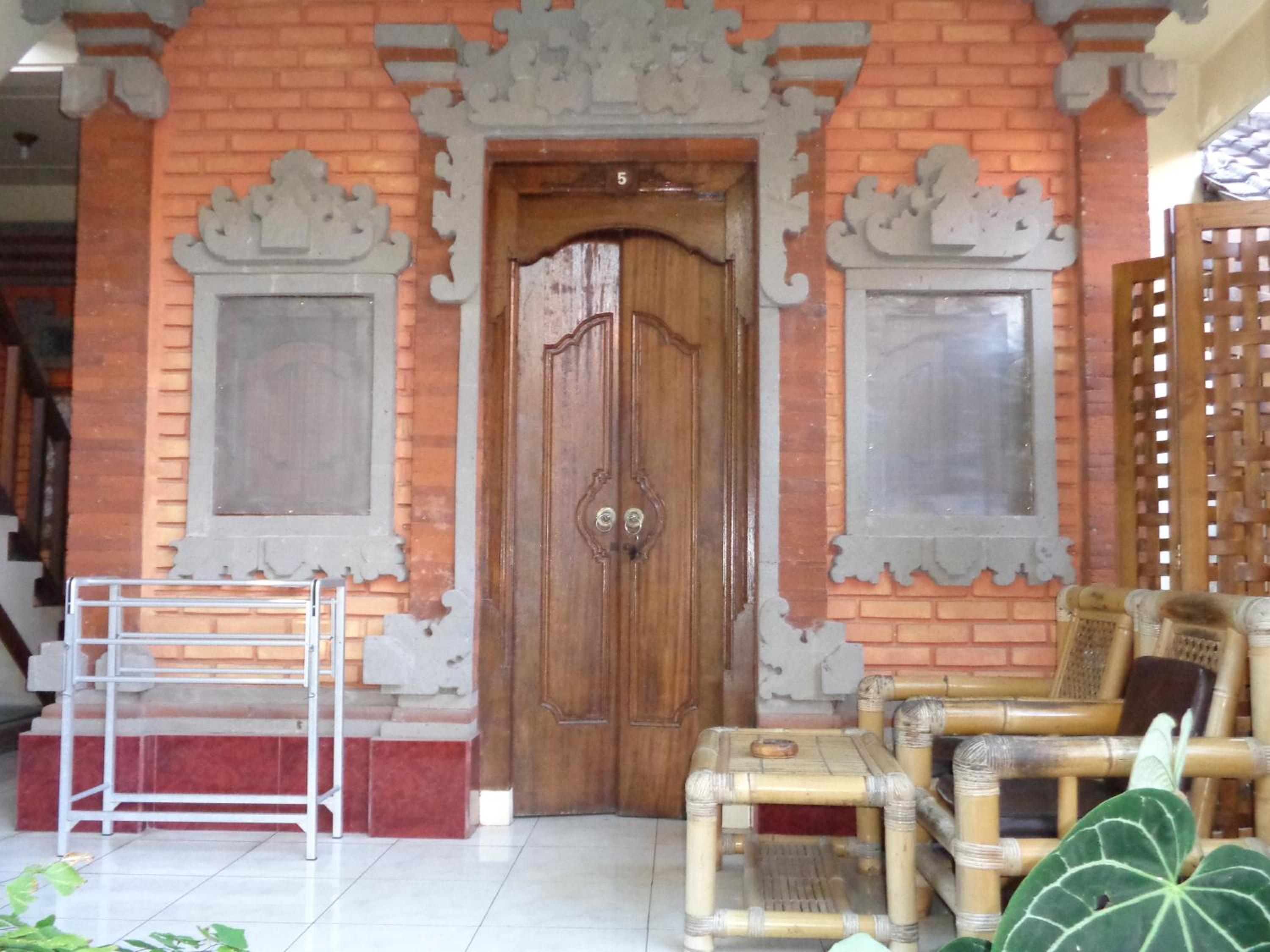 Hotel Yulia 1 - Image 1