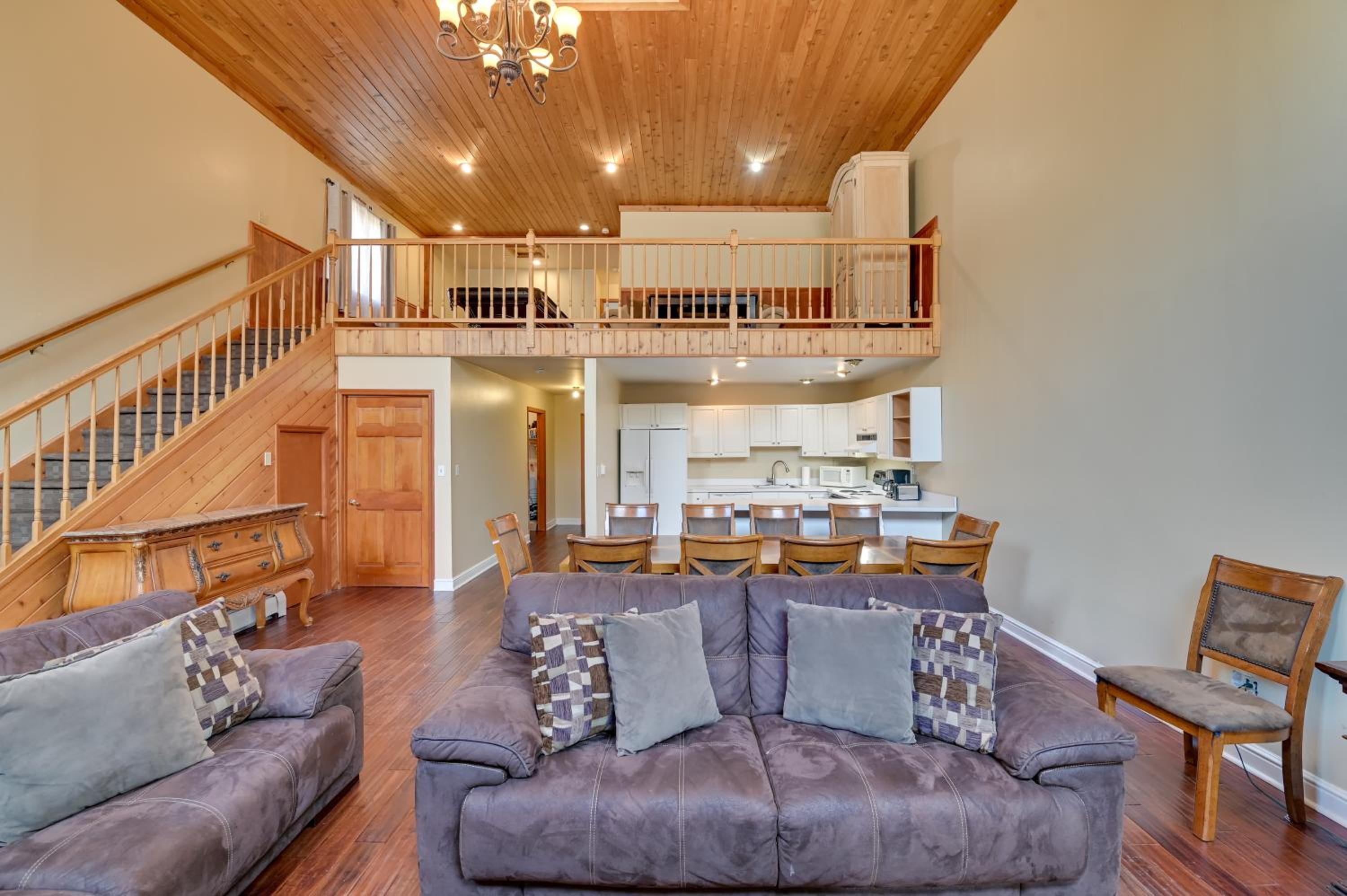 Less Than 1 Mi to Hunter Mtn Skiing Family-Friendly Stay!