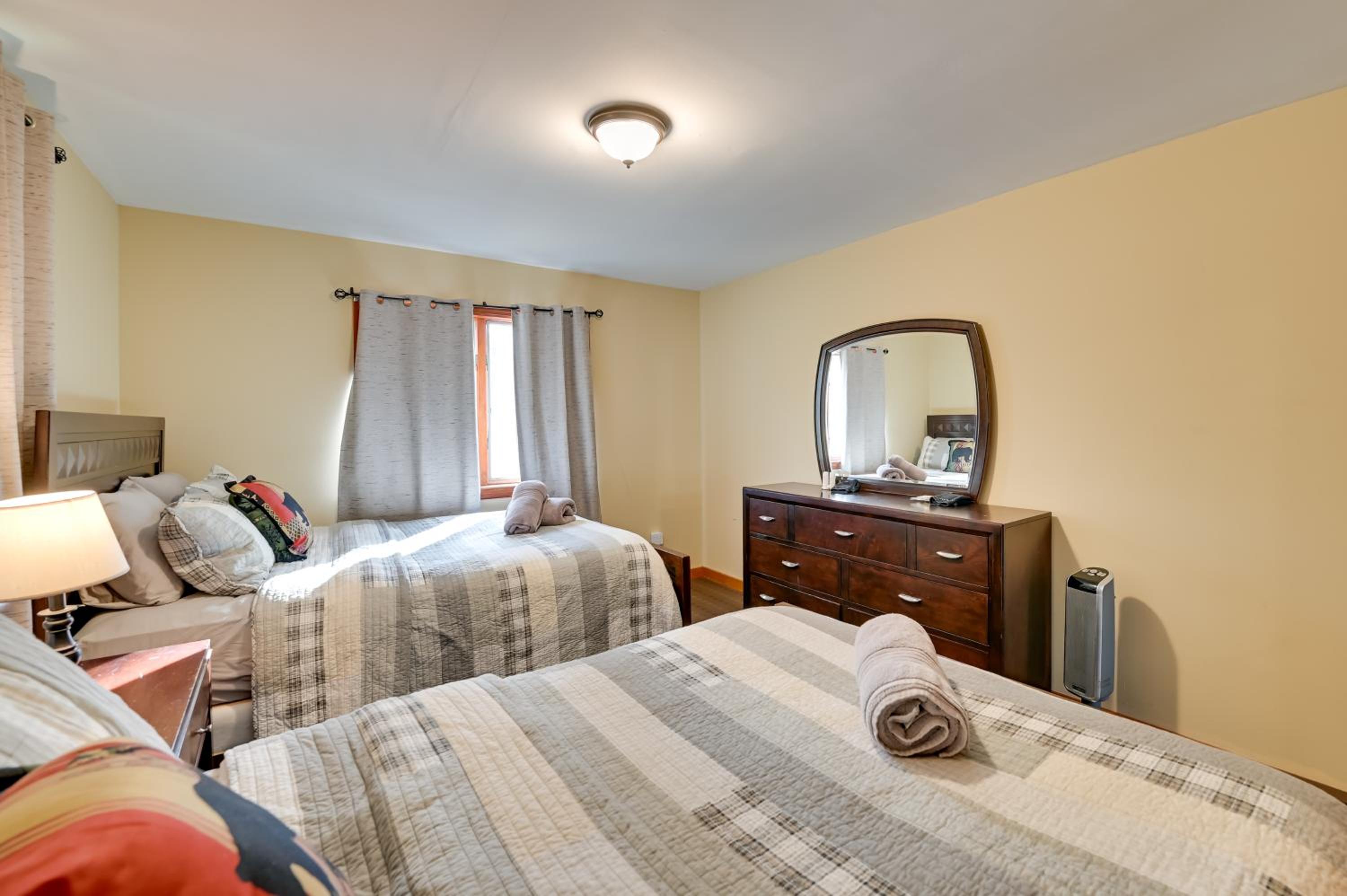 Less Than 1 Mi to Hunter Mtn Skiing Family-Friendly Stay!