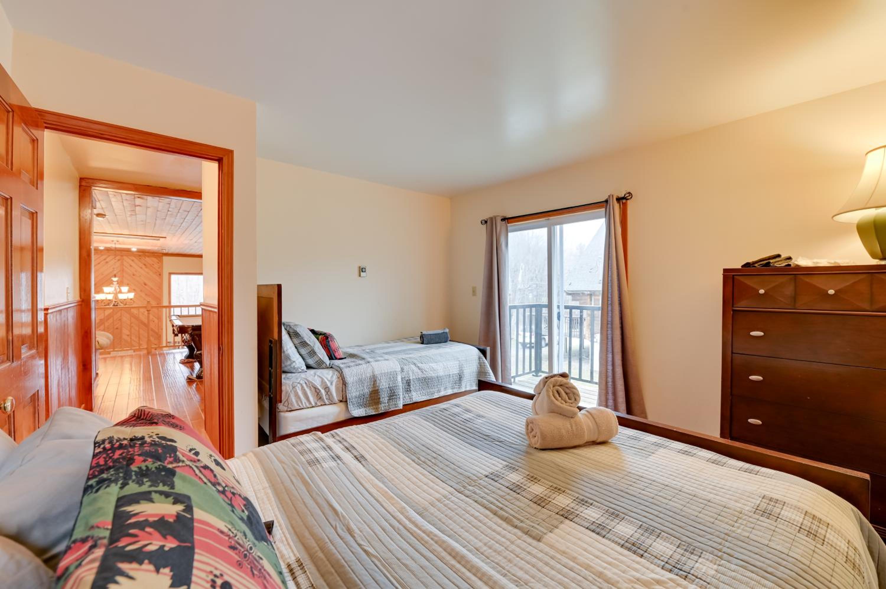 Less Than 1 Mi to Hunter Mtn Skiing Family-Friendly Stay!