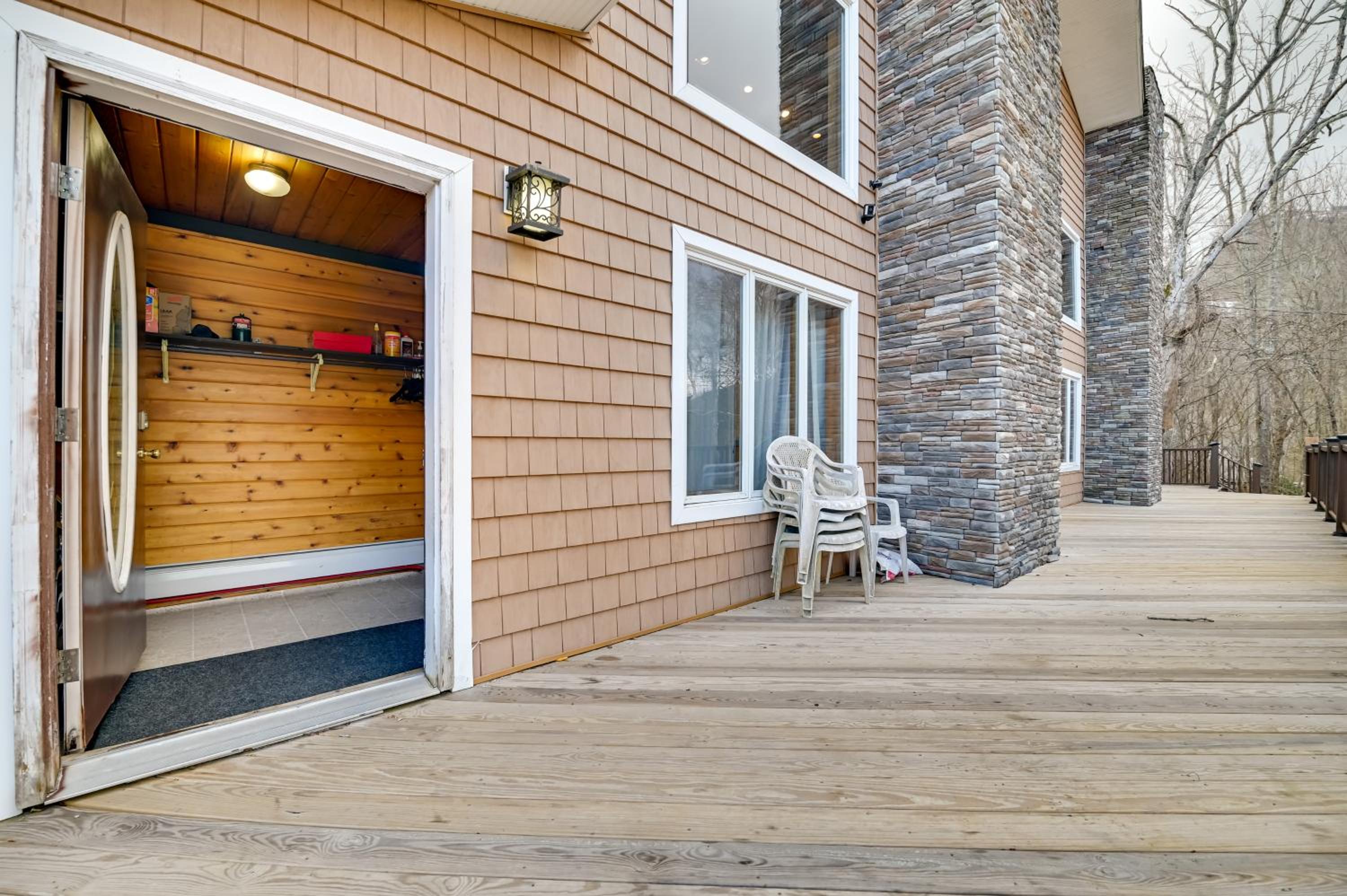 Less Than 1 Mi to Hunter Mtn Skiing Family-Friendly Stay!