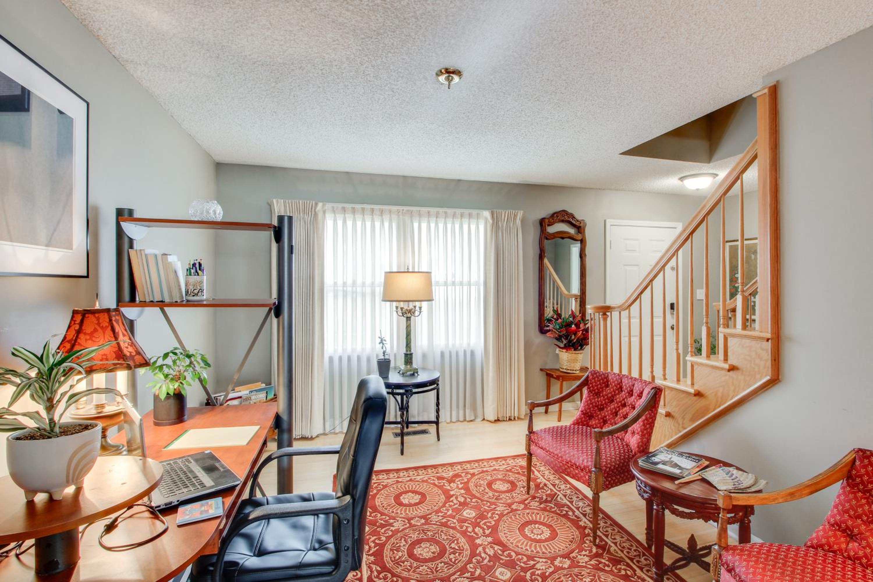 2 Mi to KU Campus Group Getaway with Patio and Garden
