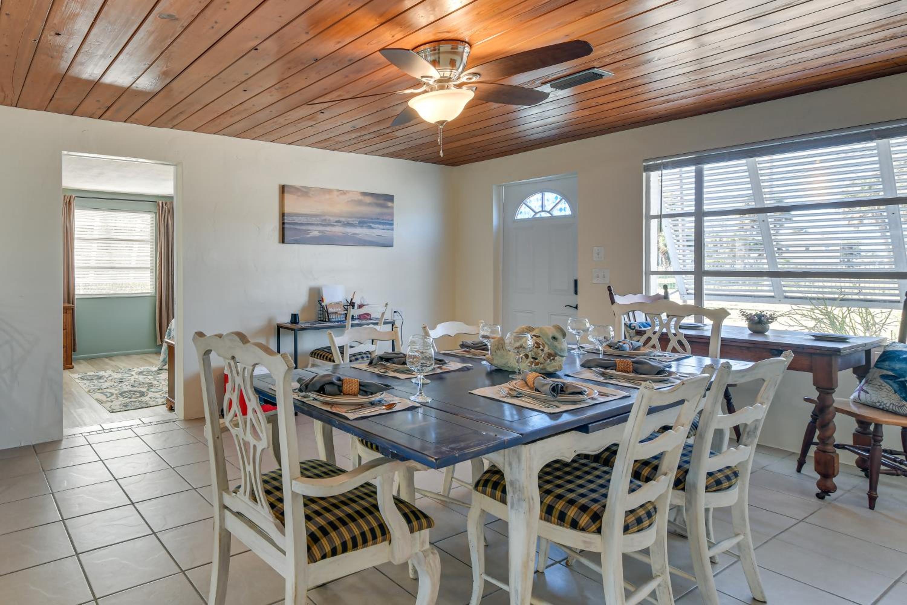 2 Mi to Manasota Key Beaches Coastal Getaway