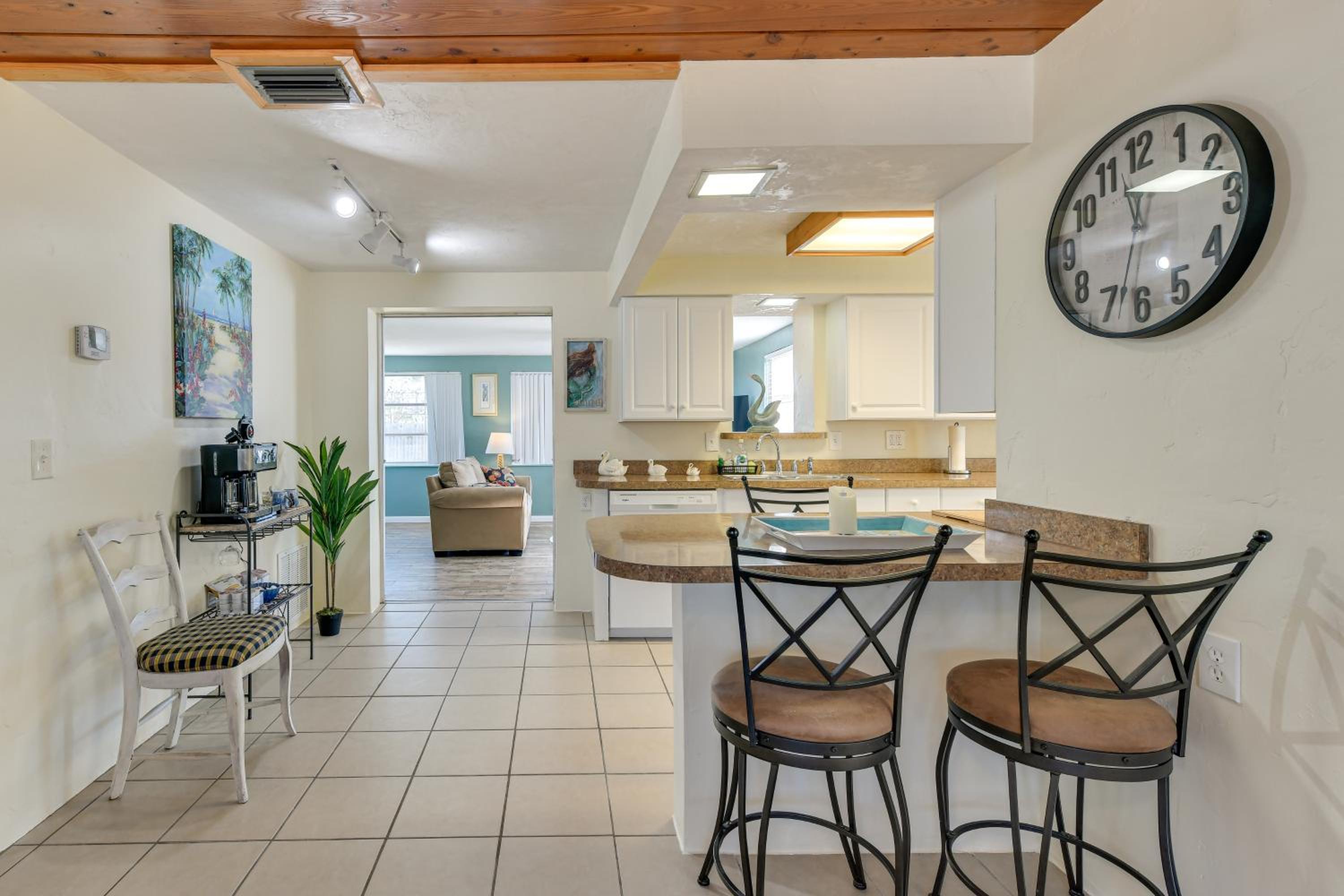 2 Mi to Manasota Key Beaches Coastal Getaway