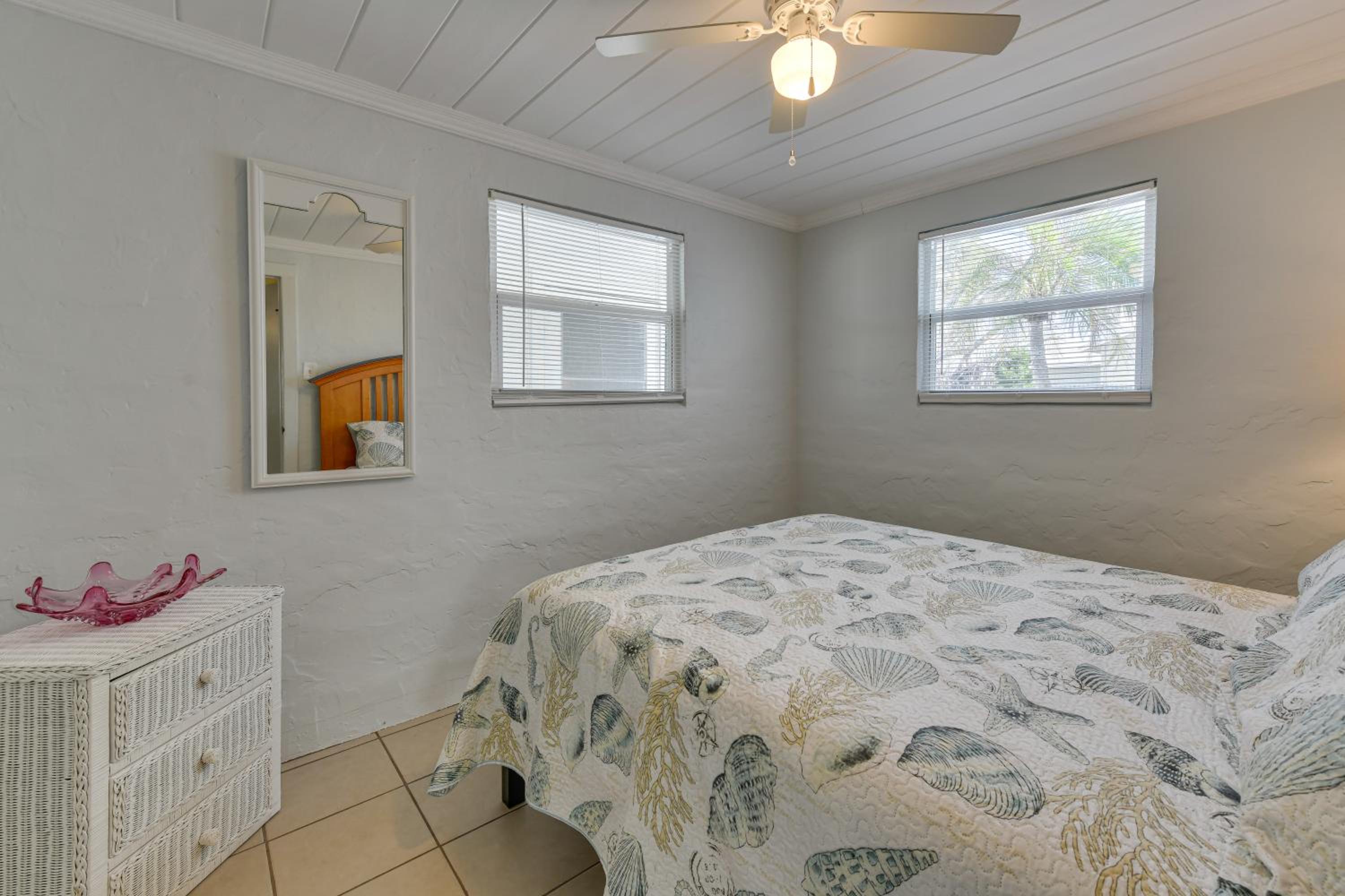 2 Mi to Manasota Key Beaches Coastal Getaway