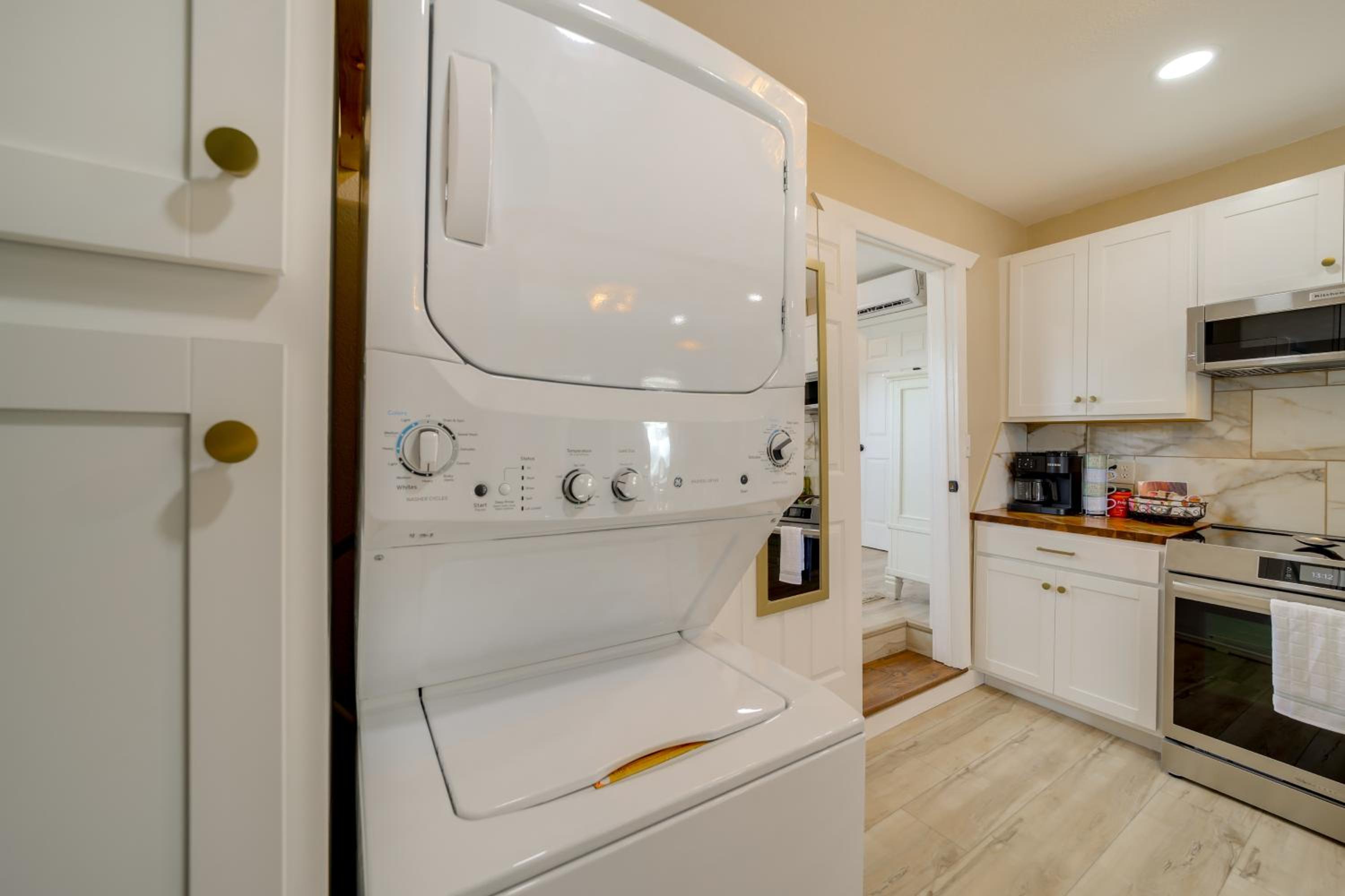 Dtwn McAlester Home Near Wedding Chapel and Casino