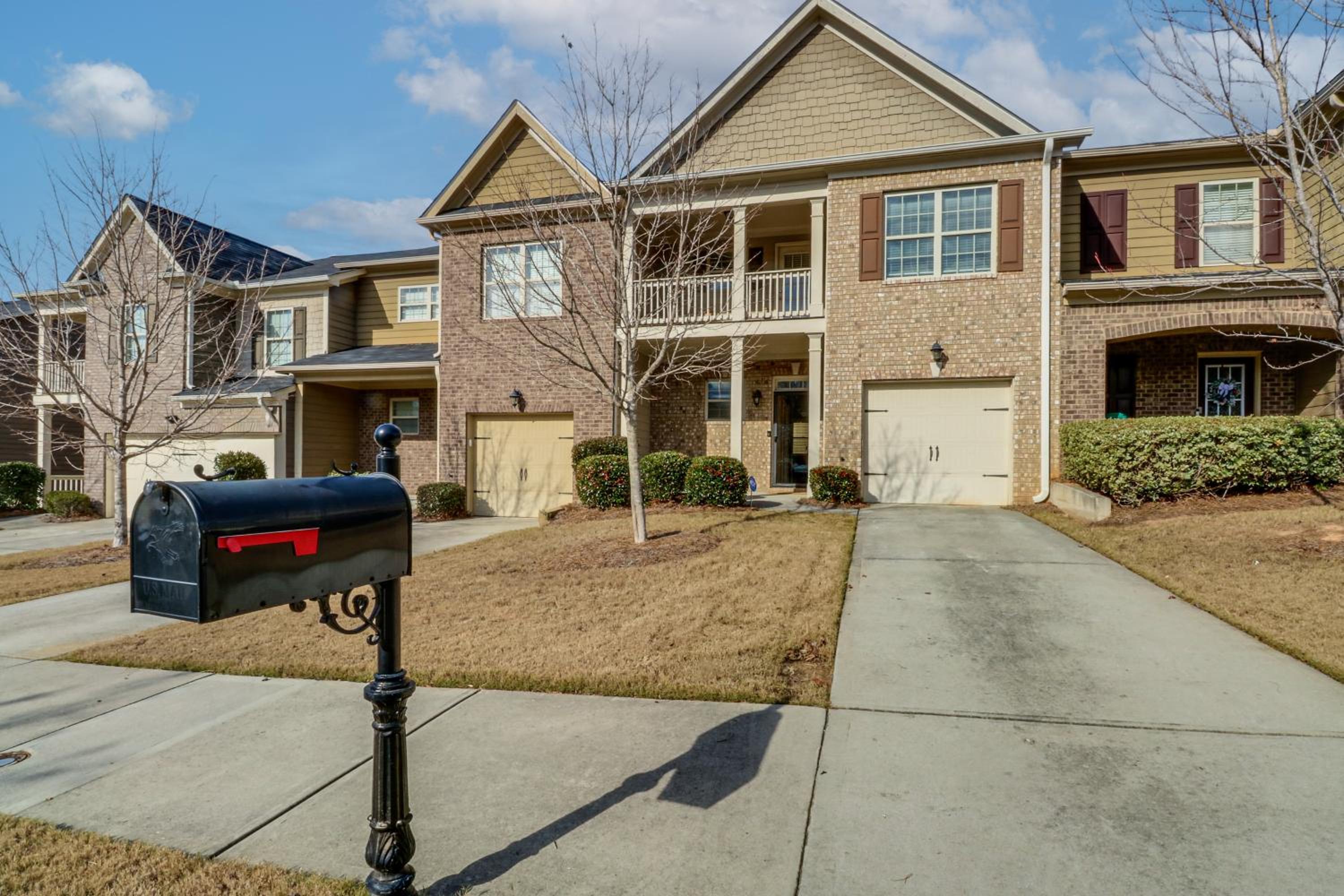 Walk to Park Peaceful Atlanta Townhome with Deck