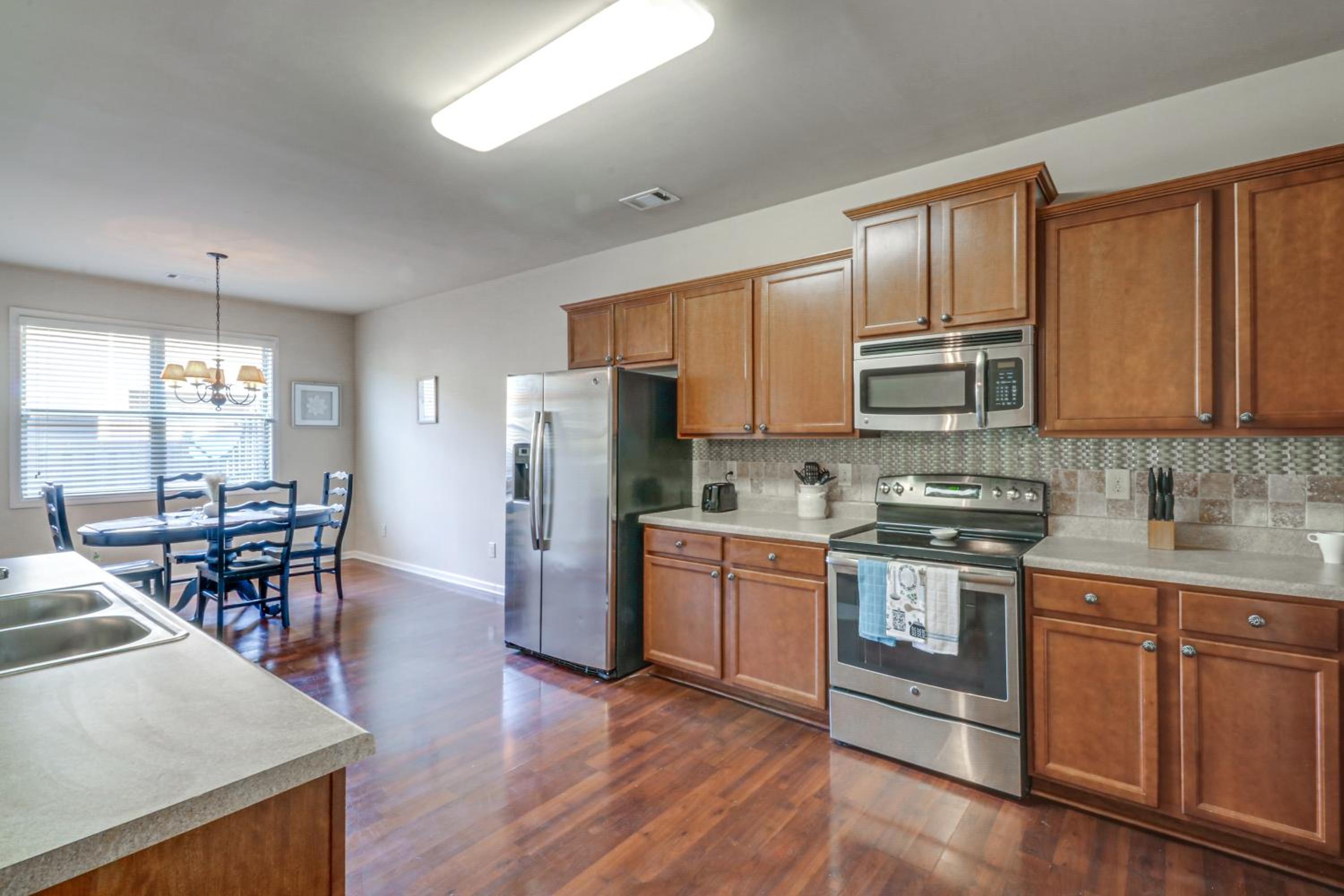 Walk to Park Peaceful Atlanta Townhome with Deck