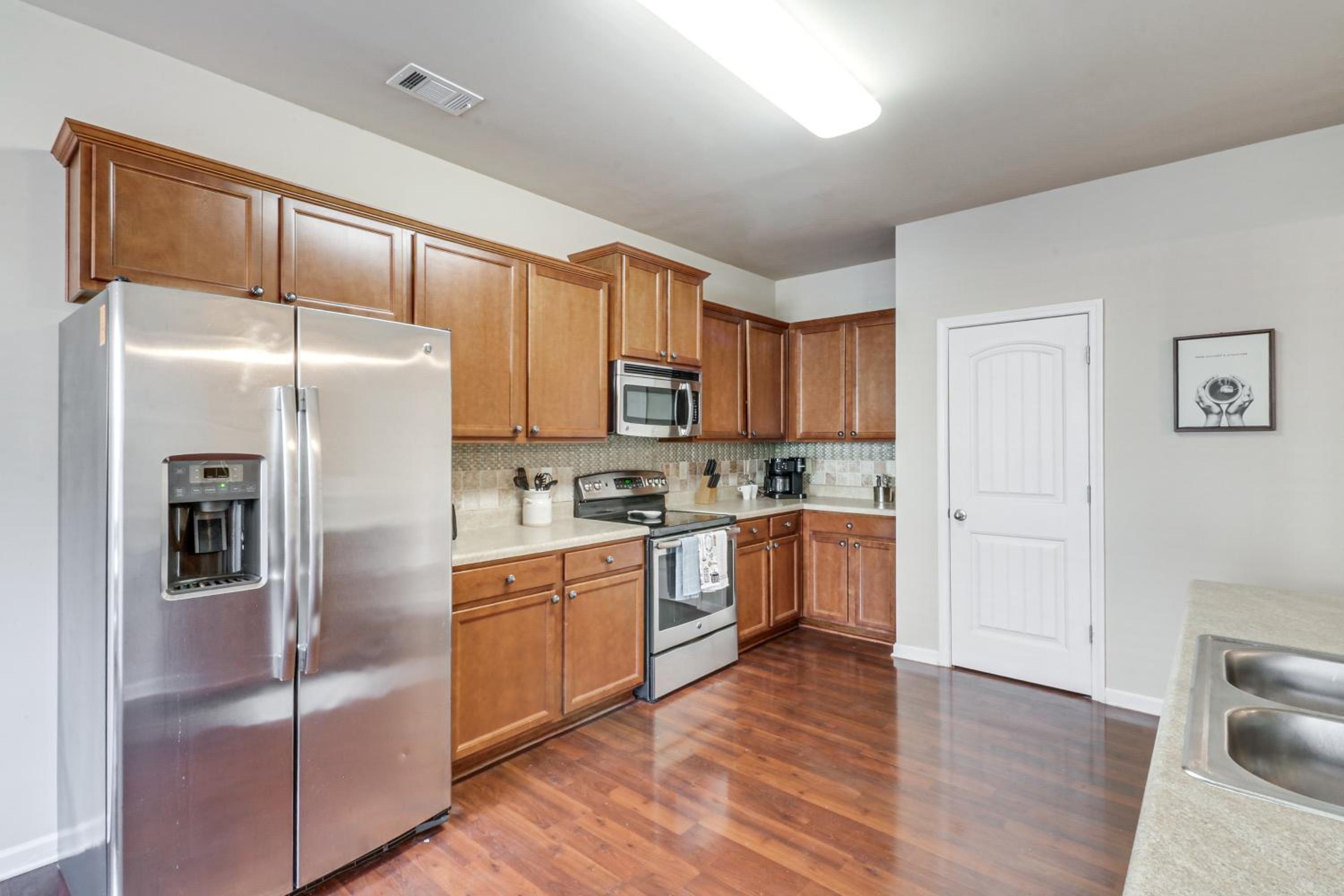 Walk to Park Peaceful Atlanta Townhome with Deck