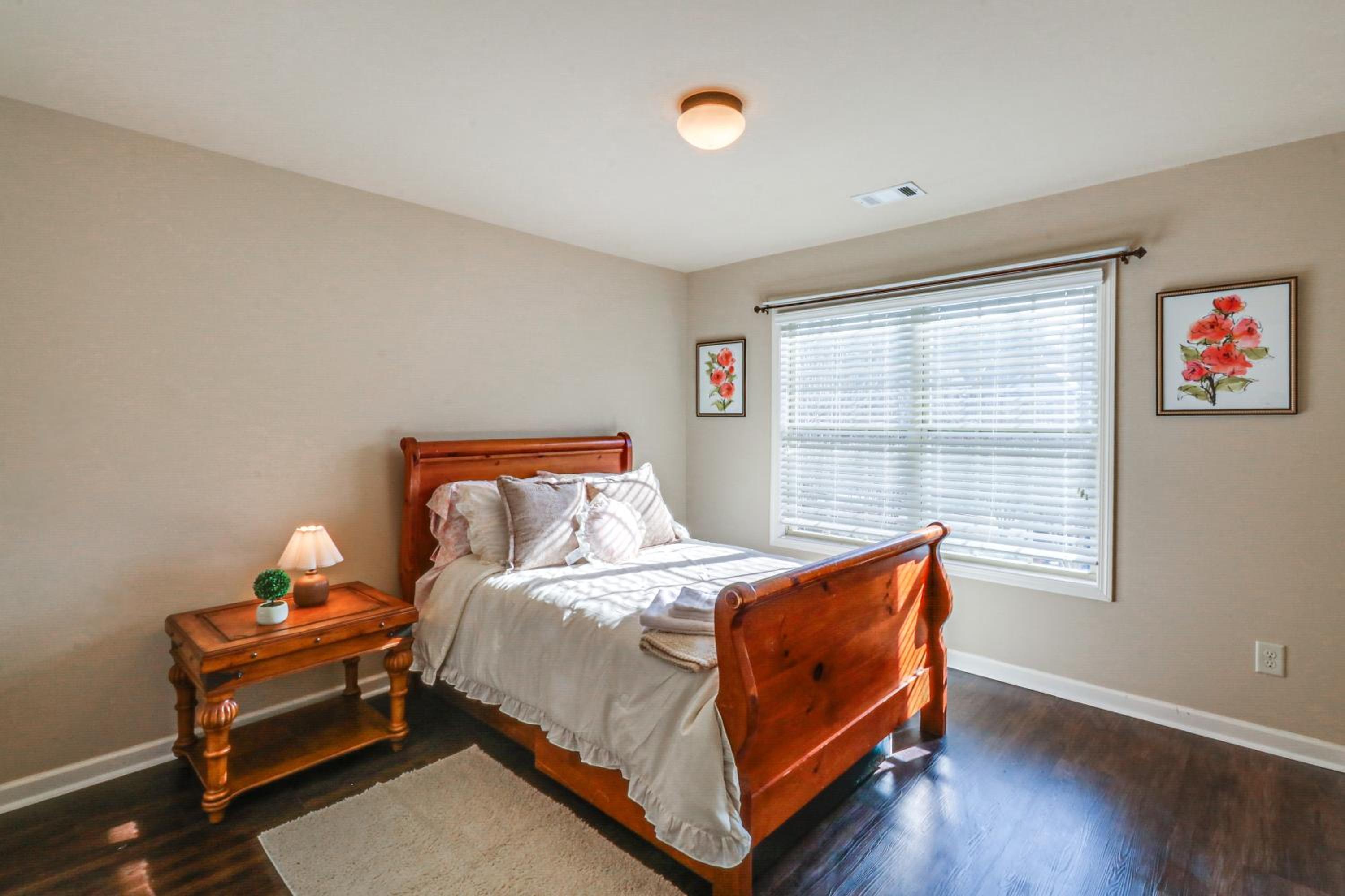 Walk to Park Peaceful Atlanta Townhome with Deck