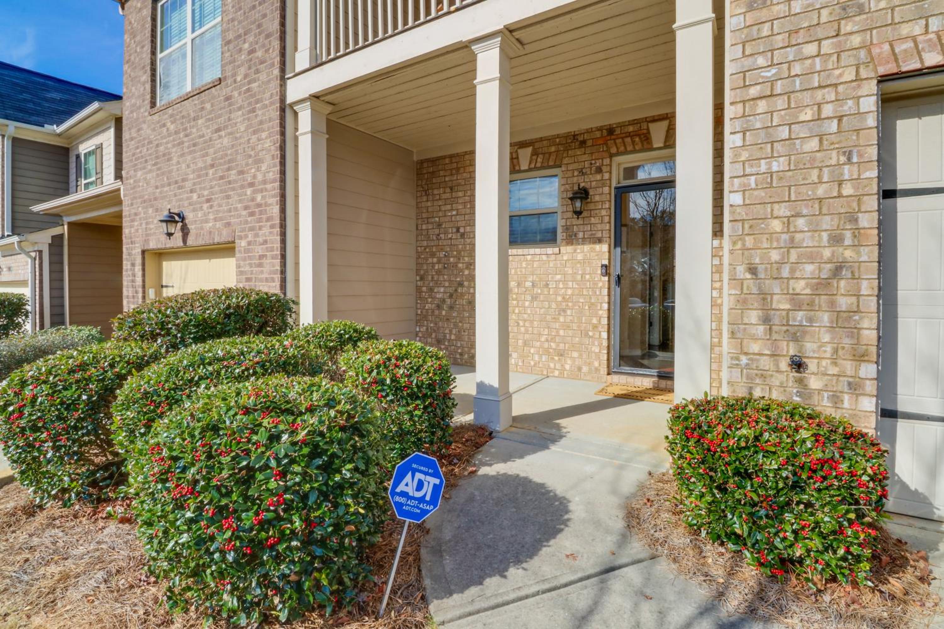 Walk to Park Peaceful Atlanta Townhome with Deck