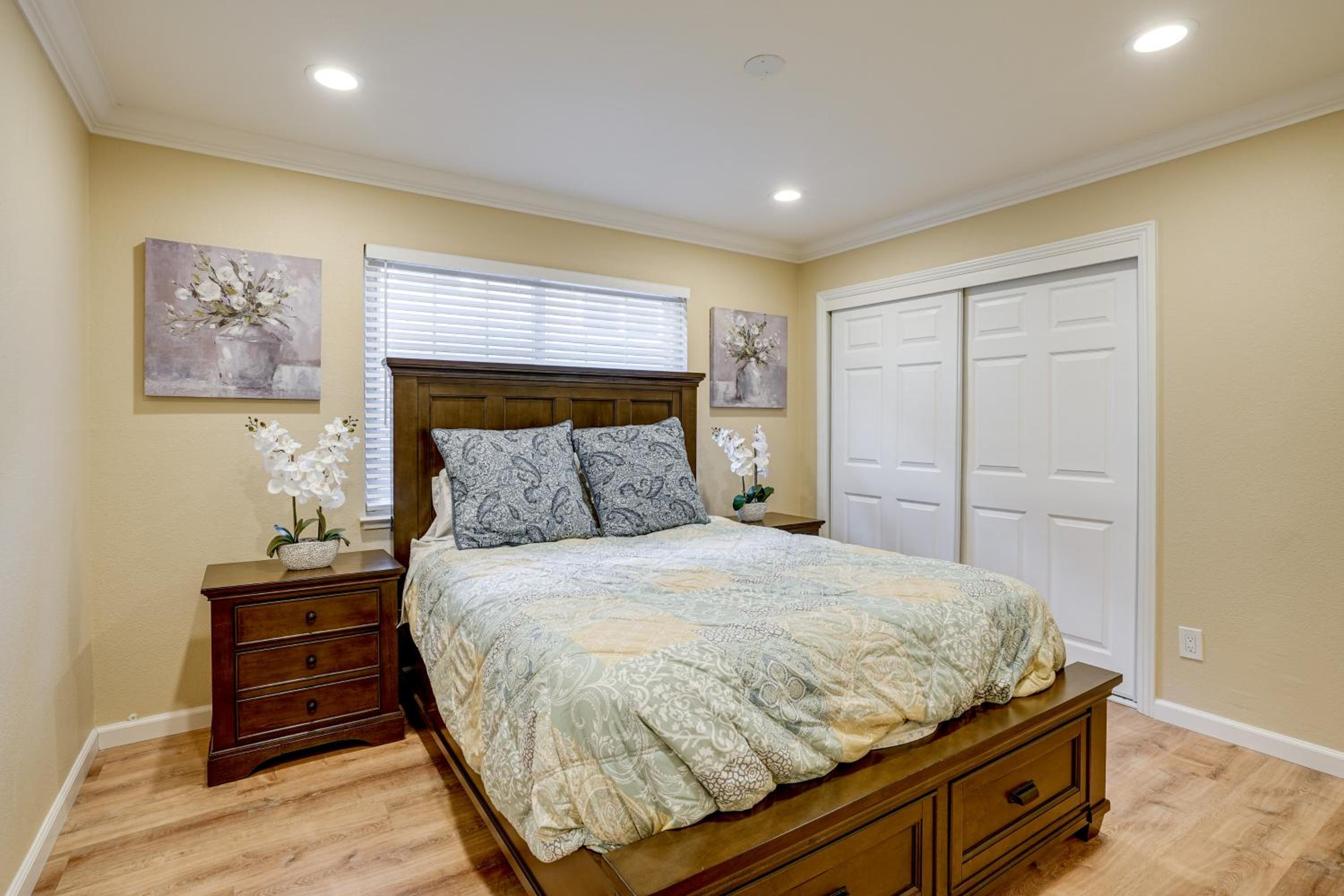 Easy SF Access! Spacious Family Home with Yard