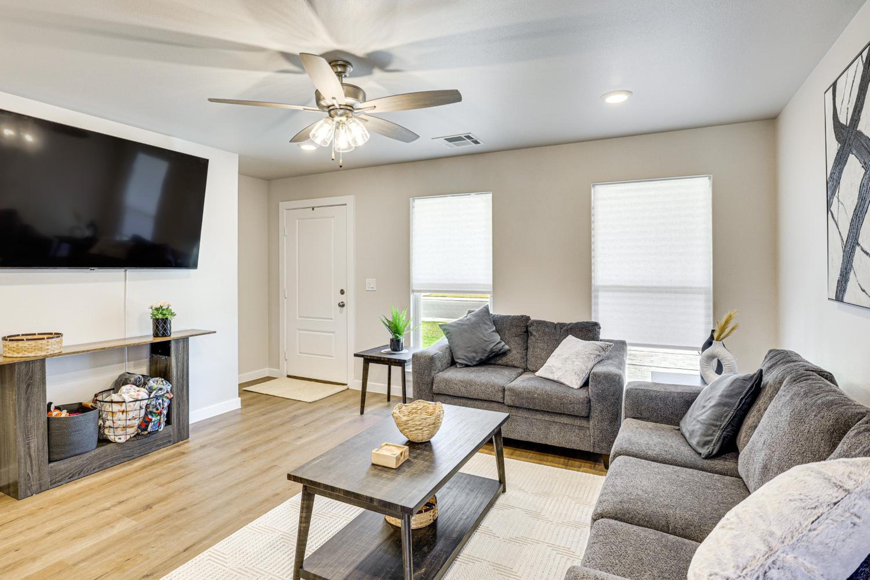 6 Mi to Texas Tech Family Home with Patio and Yard