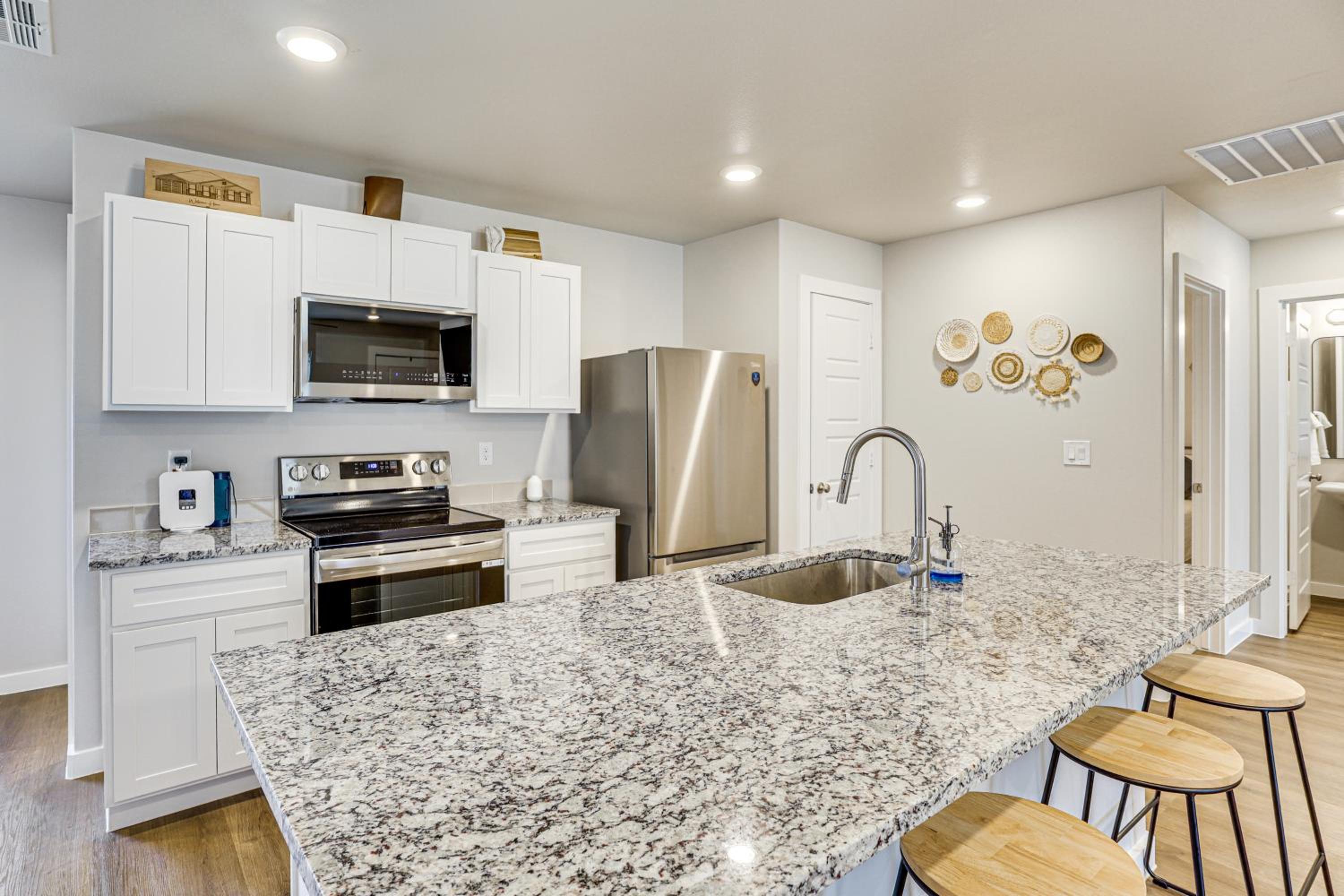 6 Mi to Texas Tech Family Home with Patio and Yard