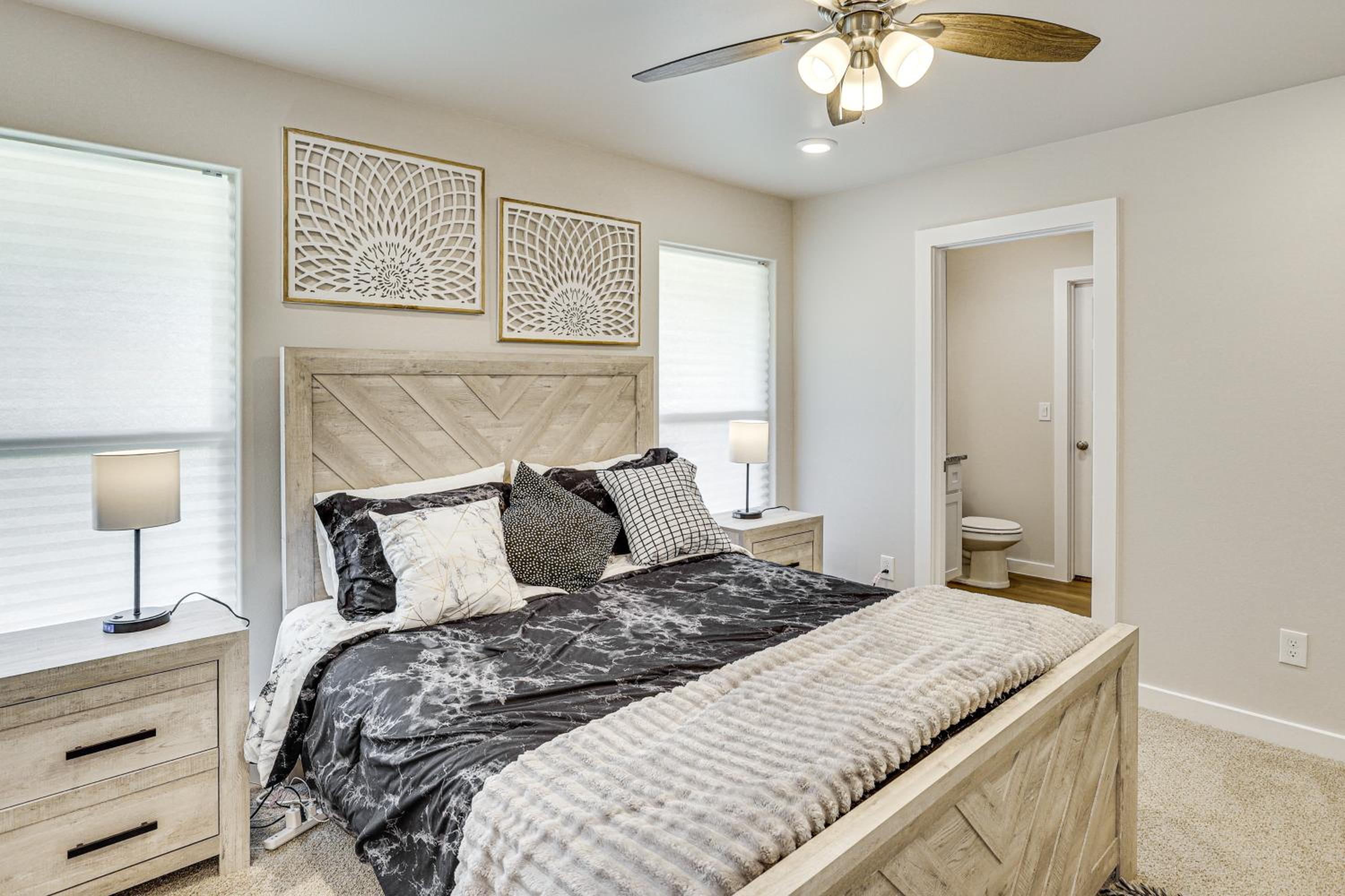 6 Mi to Texas Tech Family Home with Patio and Yard