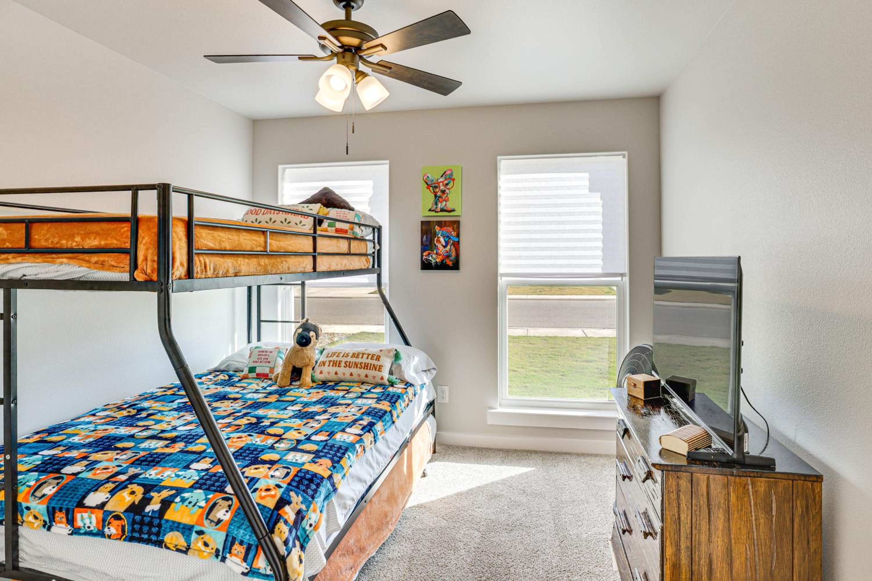 6 Mi to Texas Tech Family Home with Patio and Yard