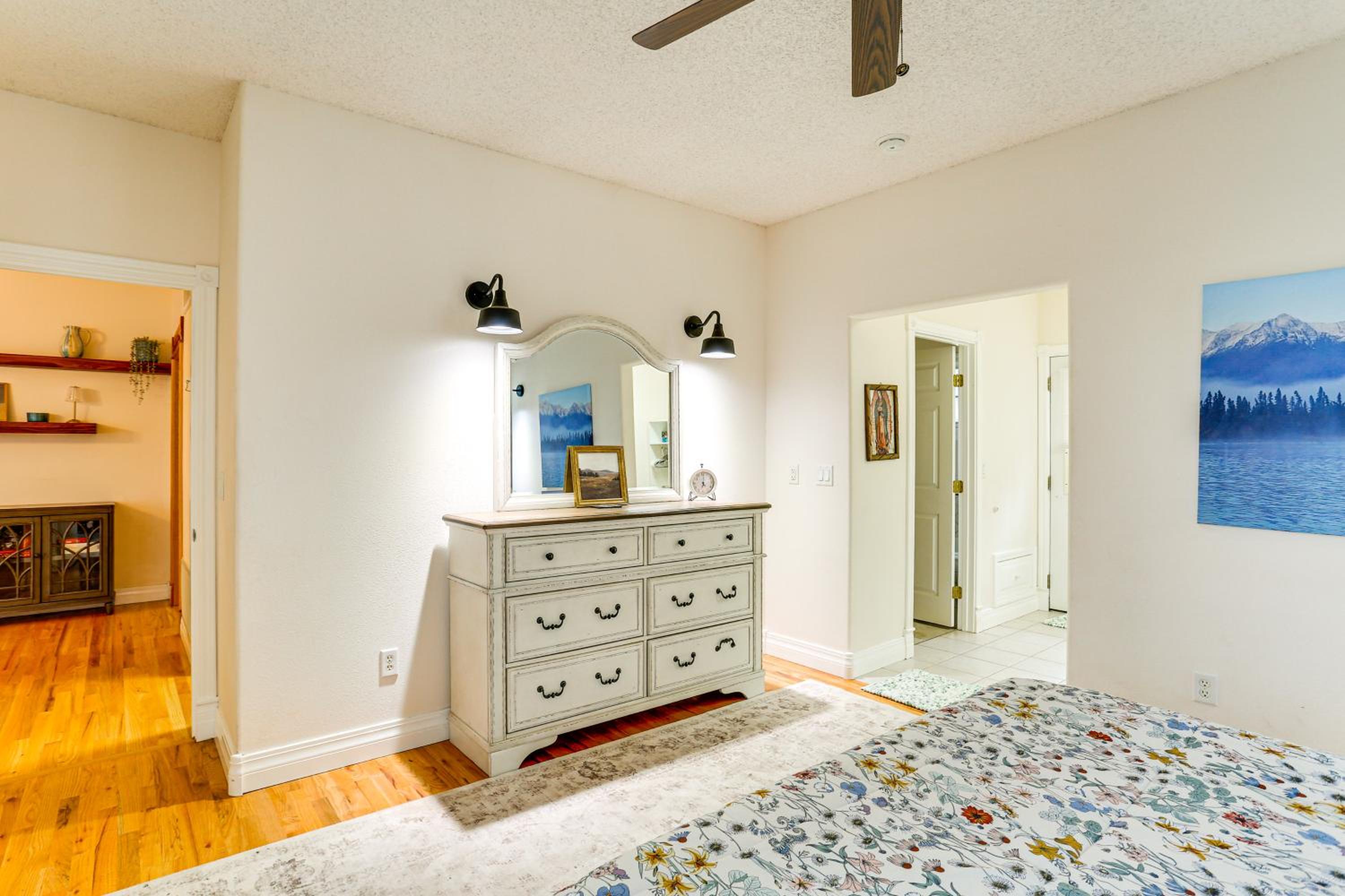 Country Comfort! Spacious Family Home By Red Bluff