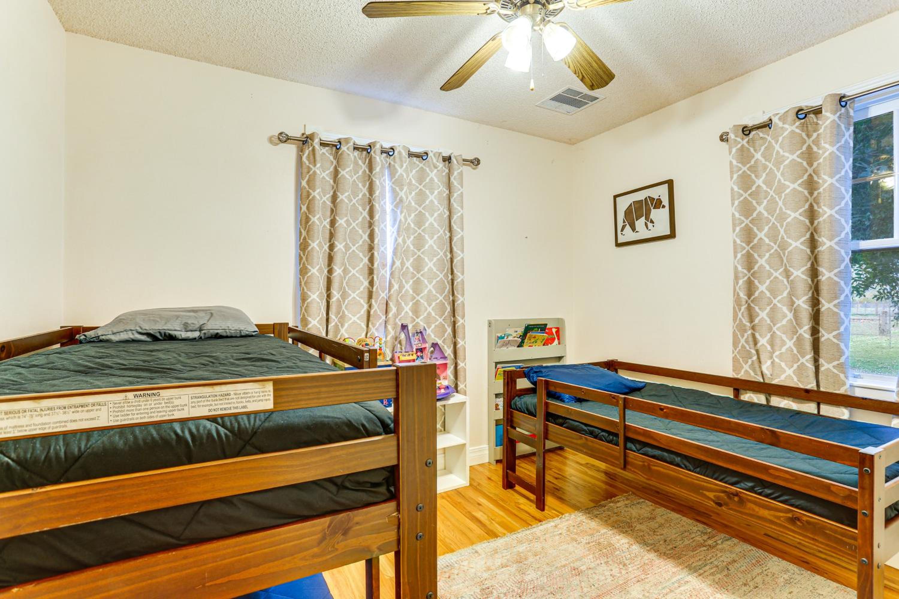 Country Comfort! Spacious Family Home By Red Bluff