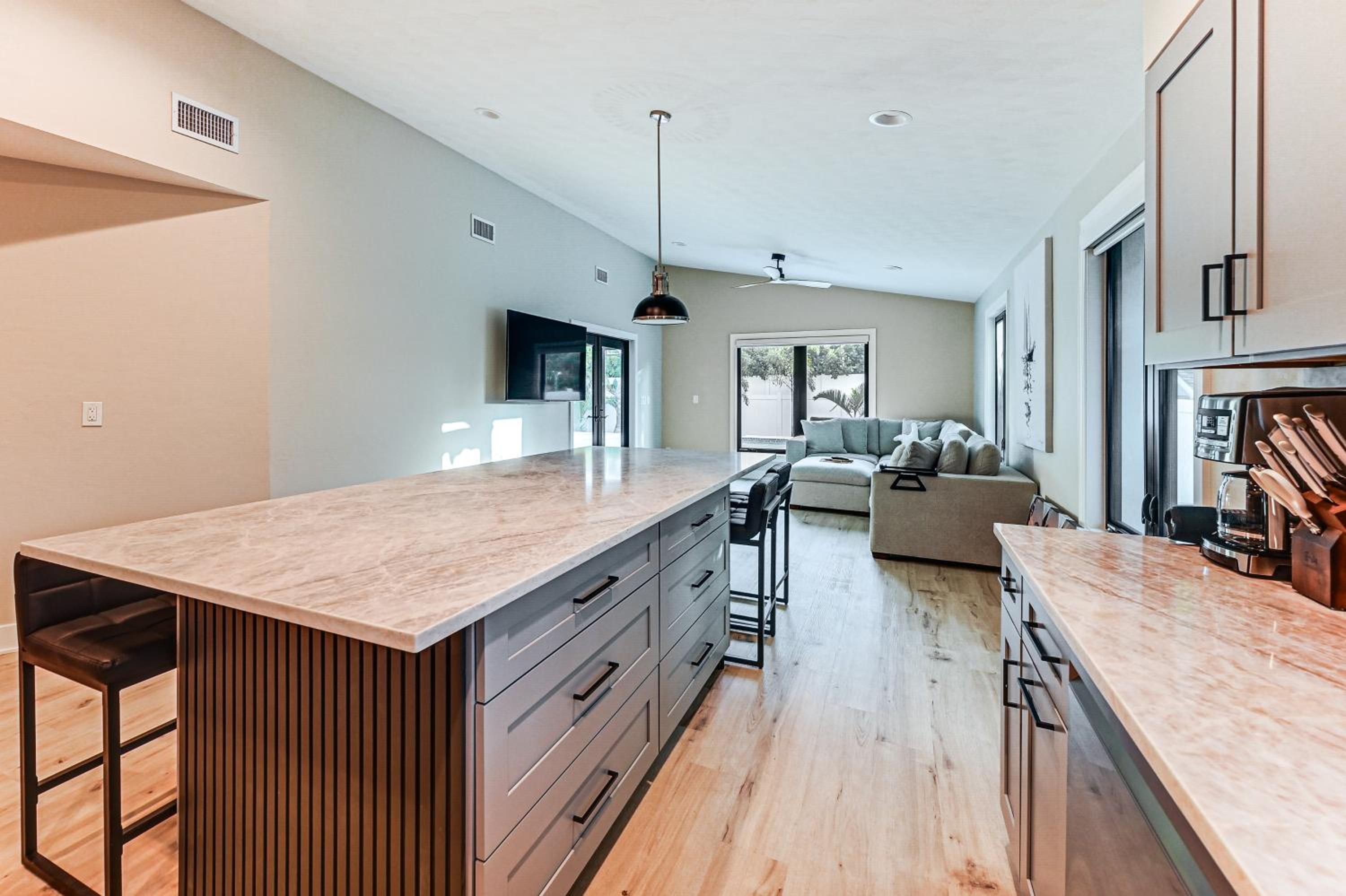 1 Mi to Beach! Modern Tropical Retreat in Naples