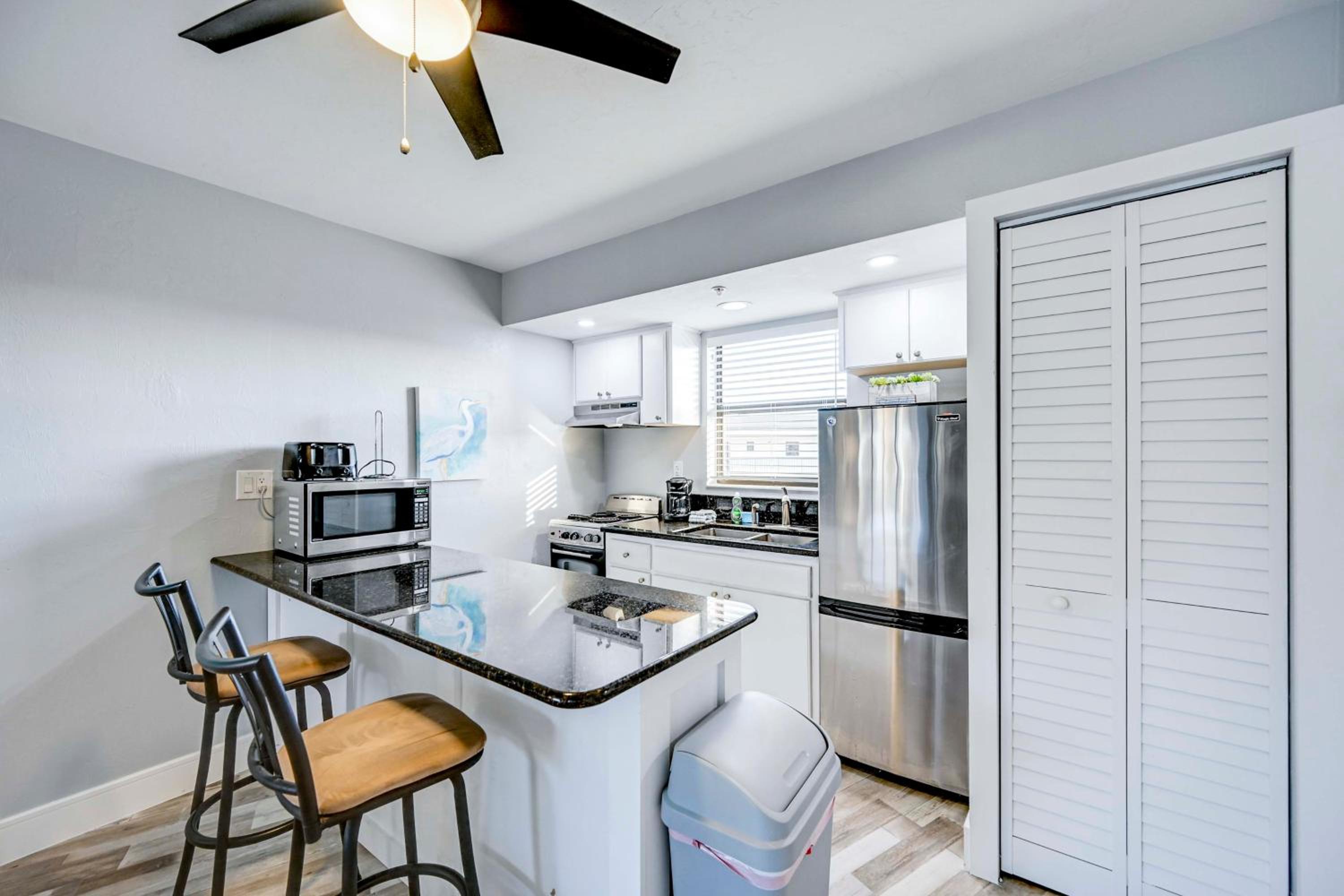 2 Mi to Beach! Unit with Pool Access on Marco Island
