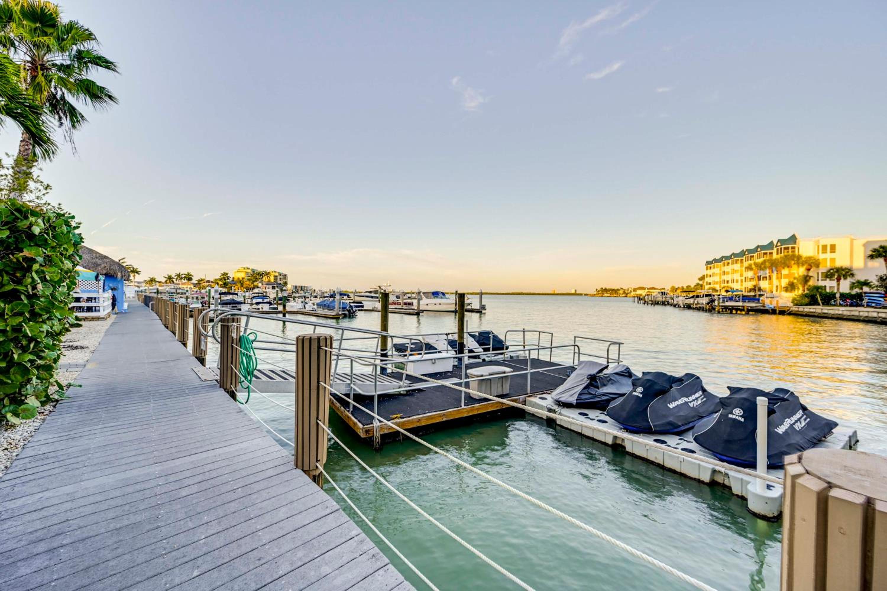 2 Mi to Beach! Unit with Pool Access on Marco Island