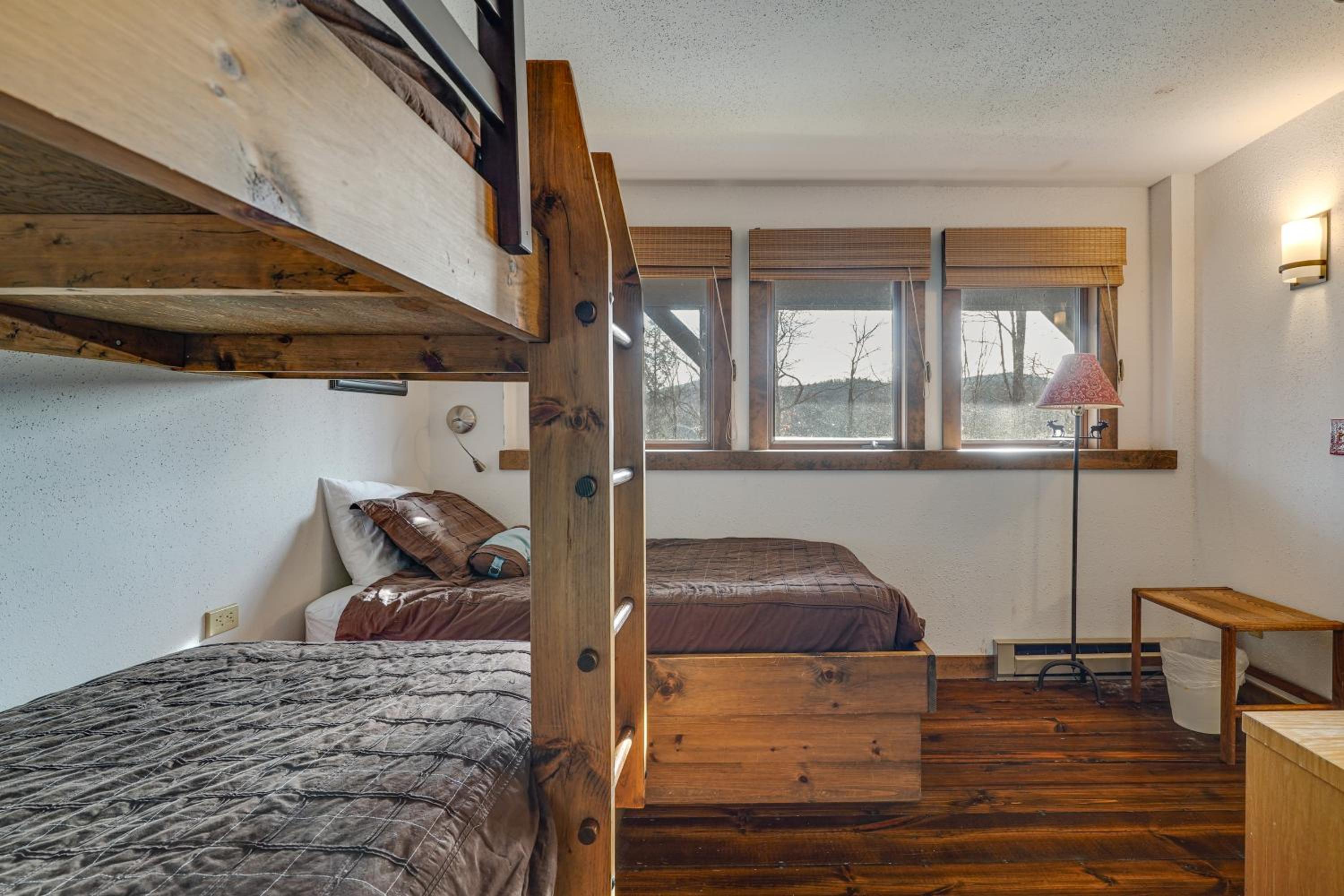 Near Okemo and Killington Home with Sauna and Fireplace