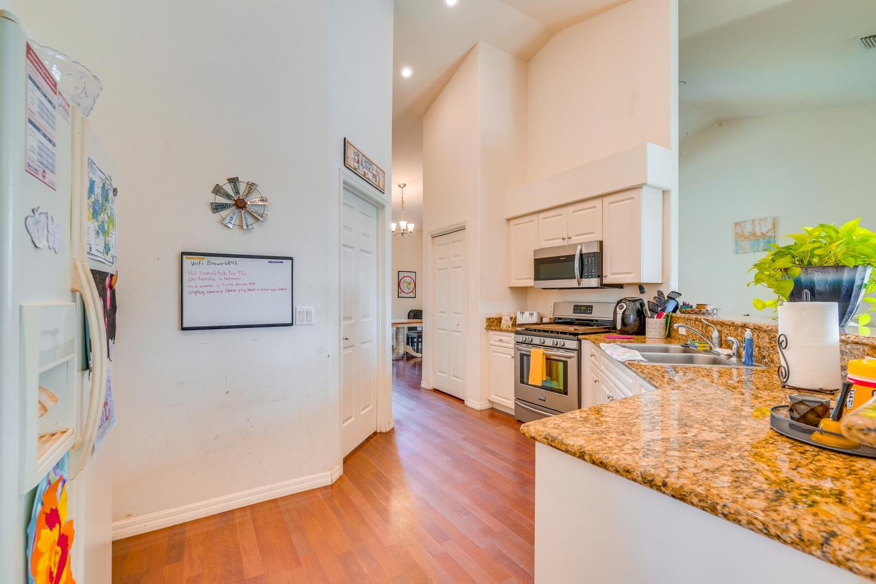 4 Mi to Dtwn Inverness Pet-Friendly Family Home