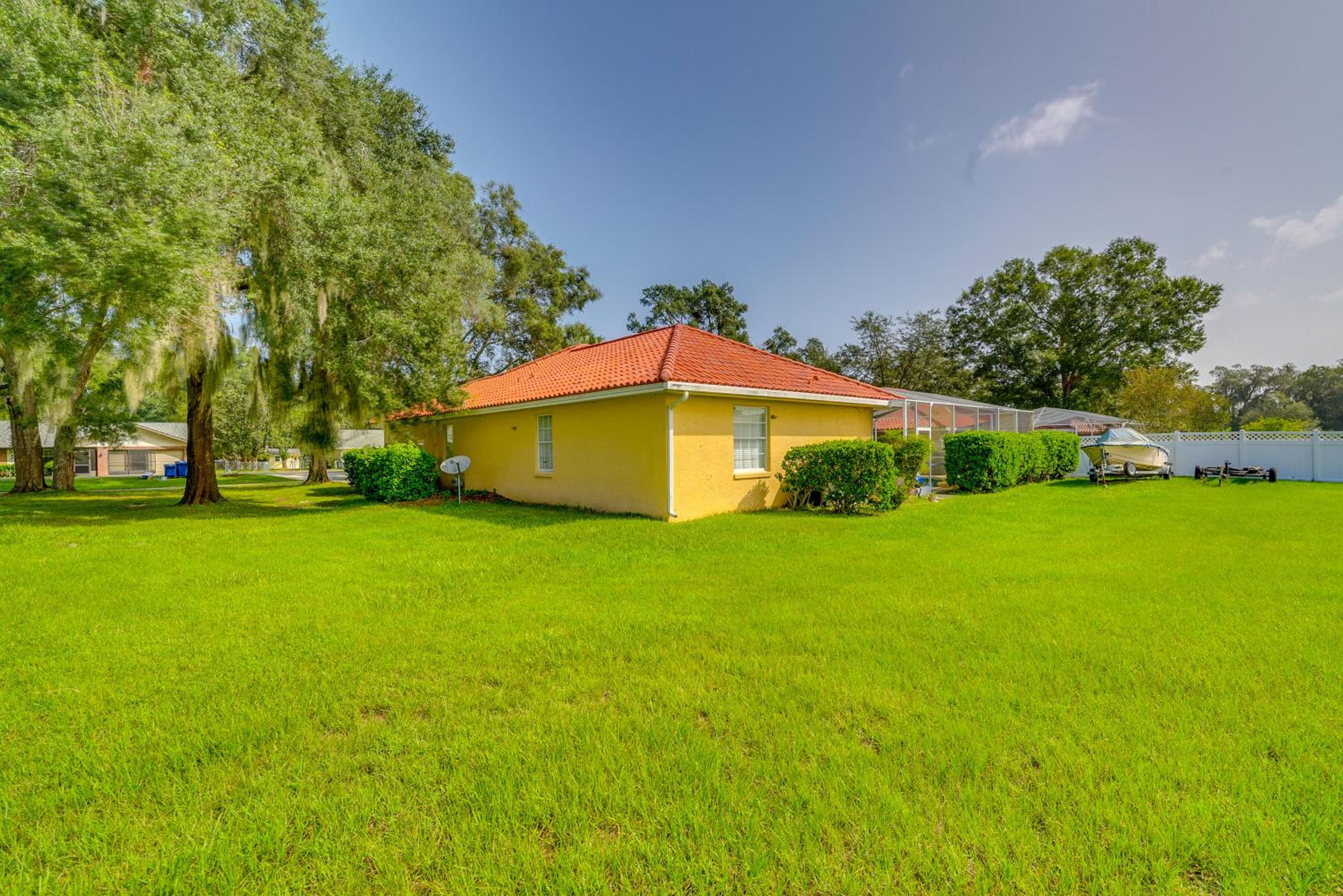 4 Mi to Dtwn Inverness Pet-Friendly Family Home
