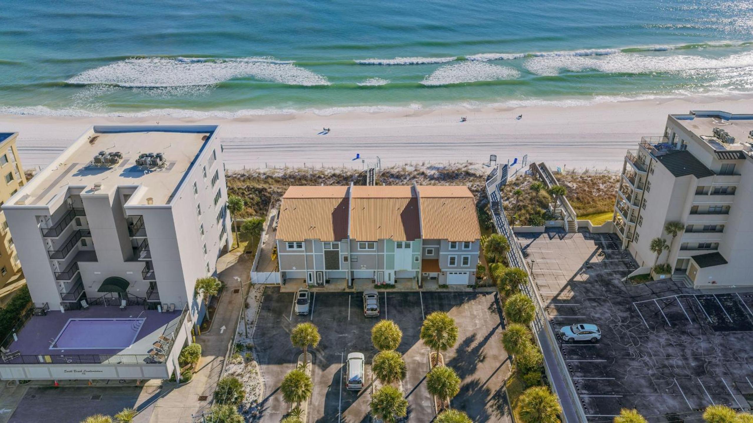 Beachfront Townhome with Instant Access to Beach Beachside Kisses by AvantStay
