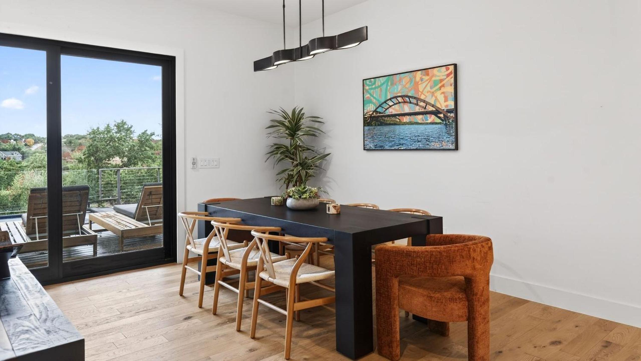 Sundown Social by AvantStay Lake Austin Views • Pool Firepit Deck Game Room • A Designer Style
