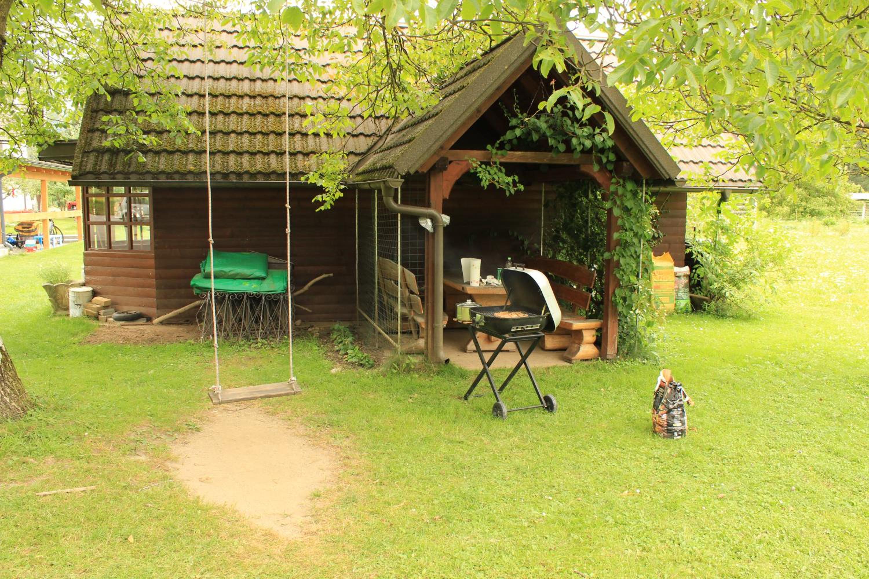 Photo 8
