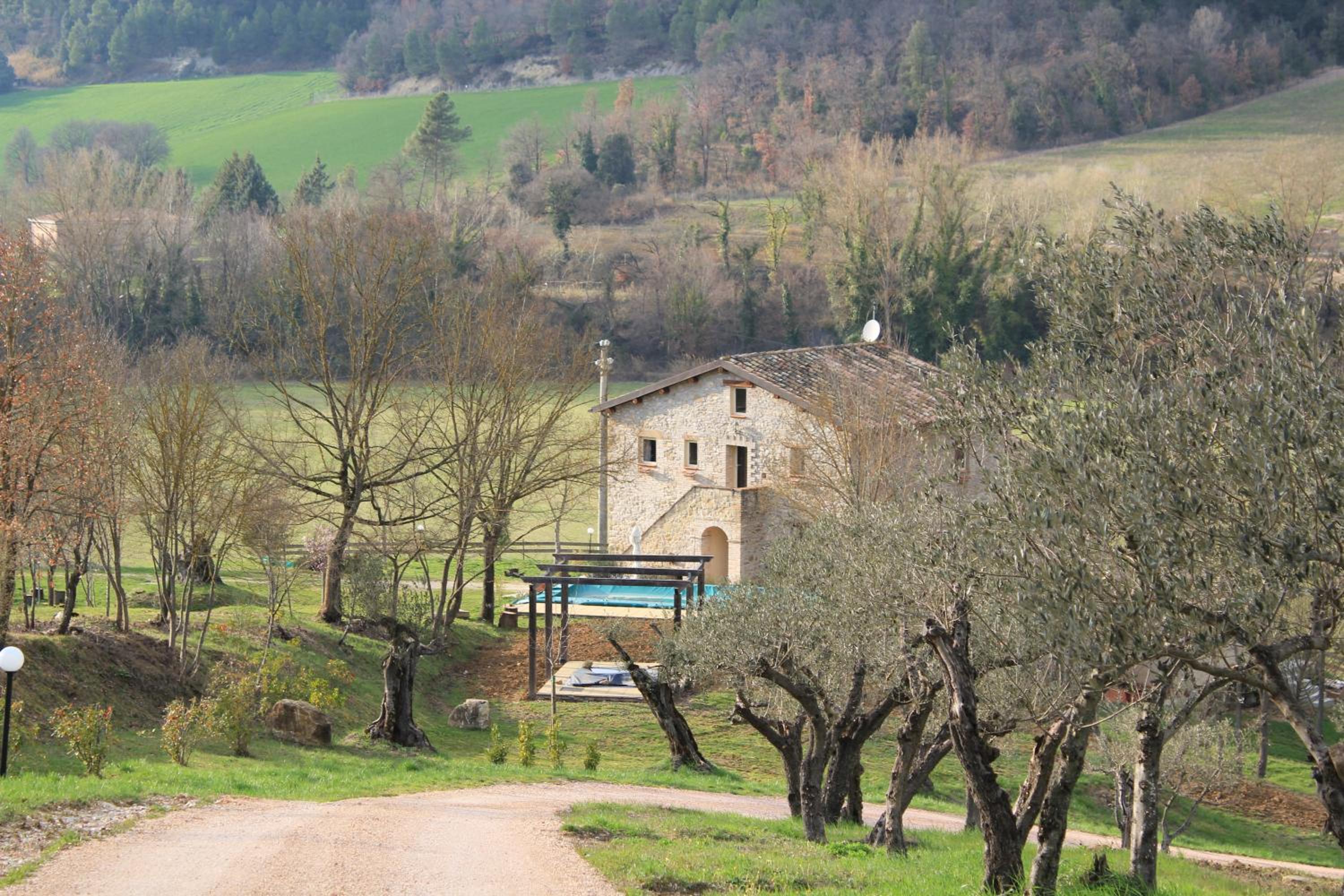 CASALE SANTA CATERINA Jacuzzi and Pool view 2
