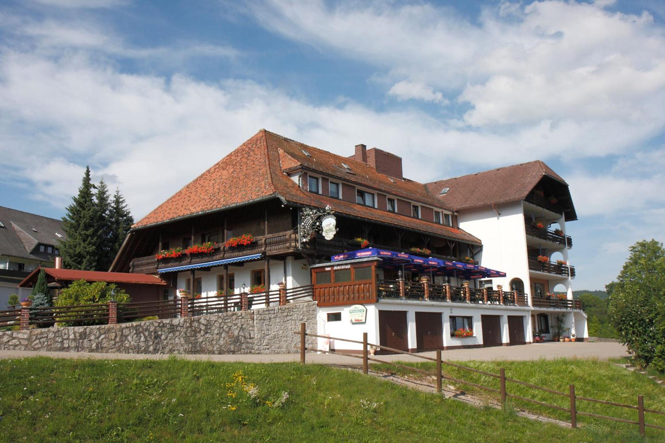 Hotel Parkhotel Waldlust - Image 1