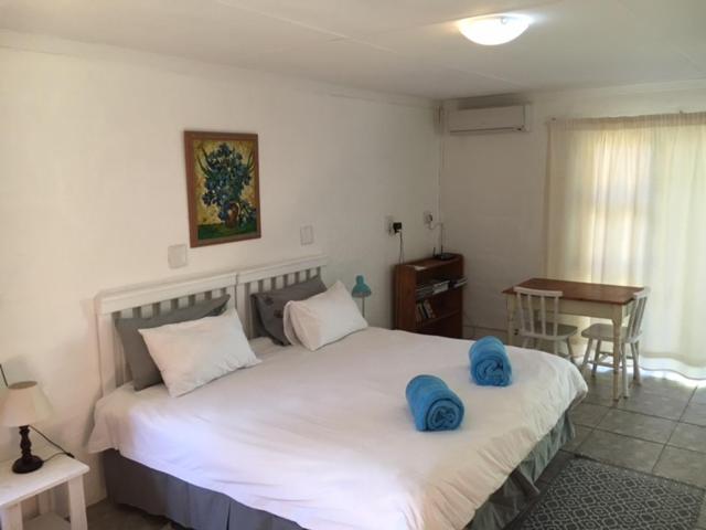 Mopani Cottage view 2