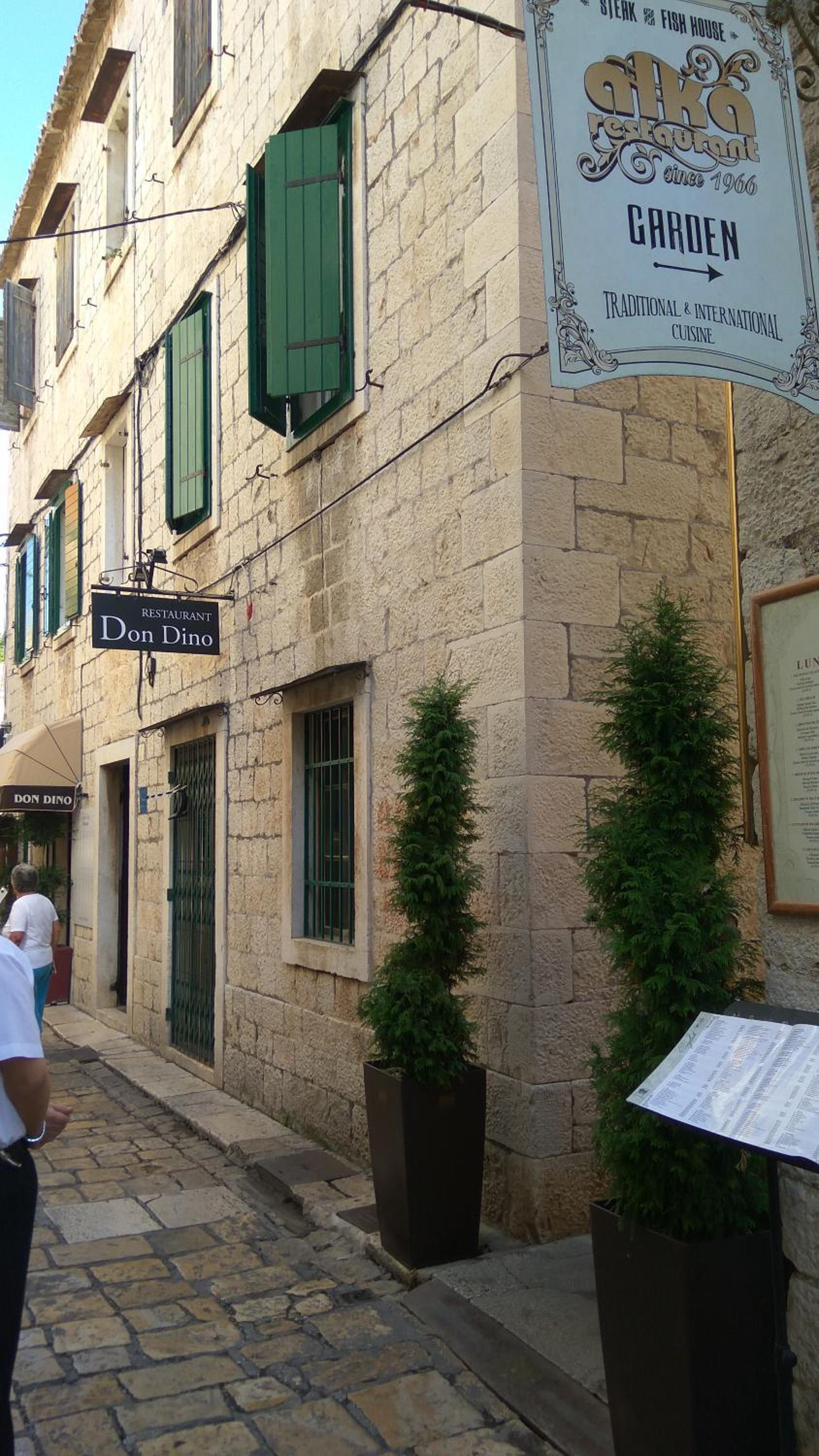 Photo 16