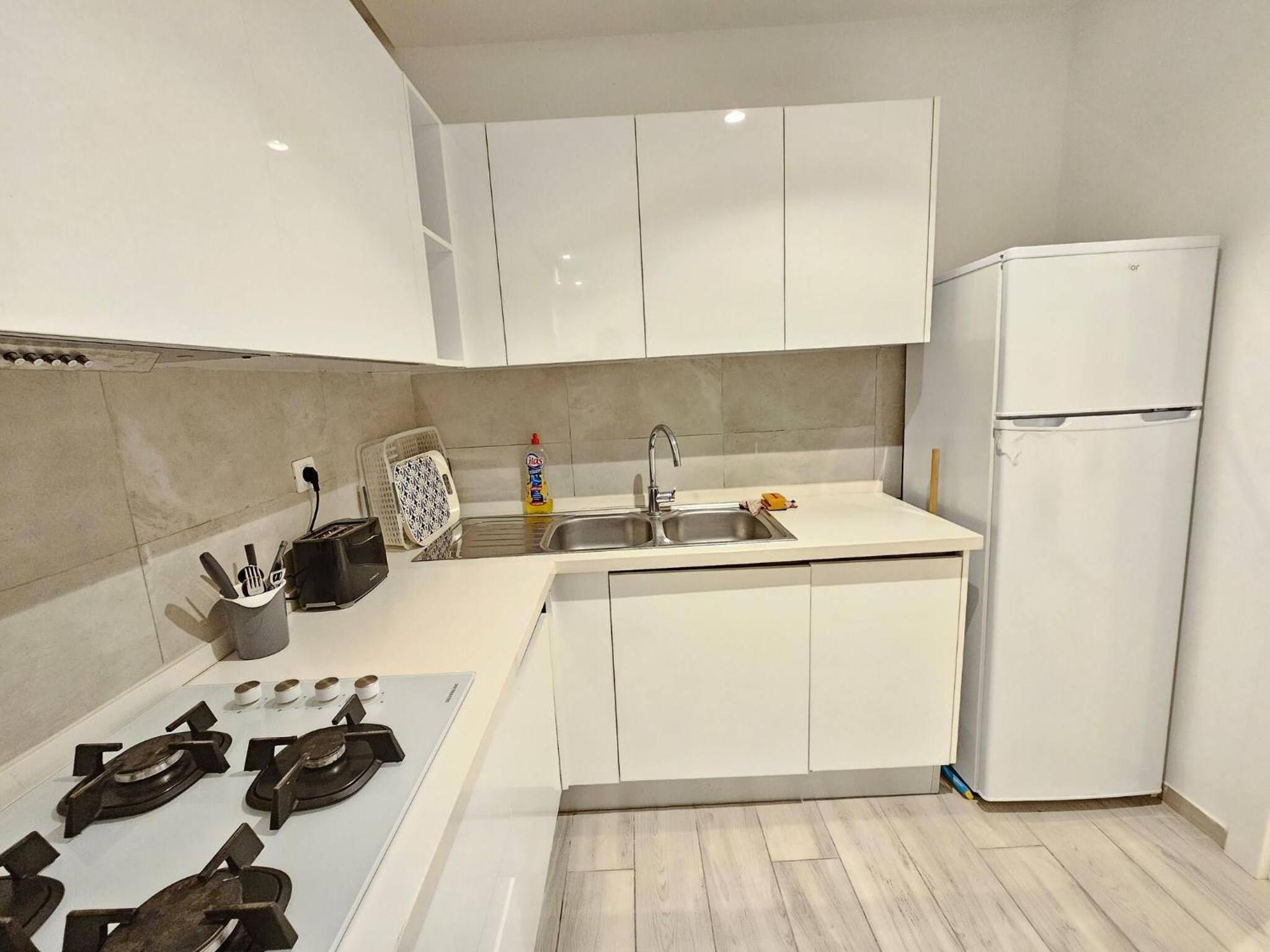 Contemporary Haven of La Marsa S 22