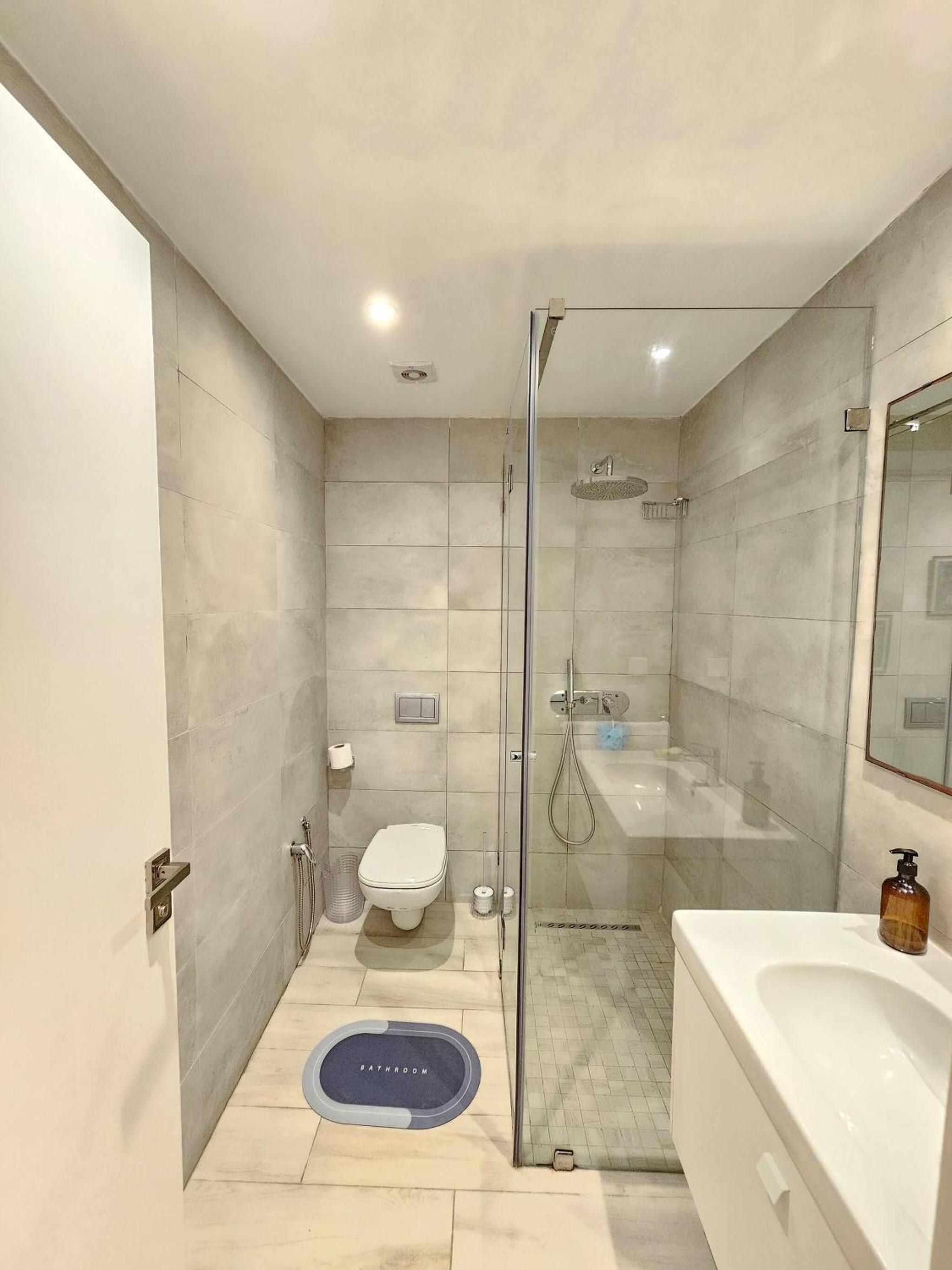 Contemporary Haven of La Marsa S 22