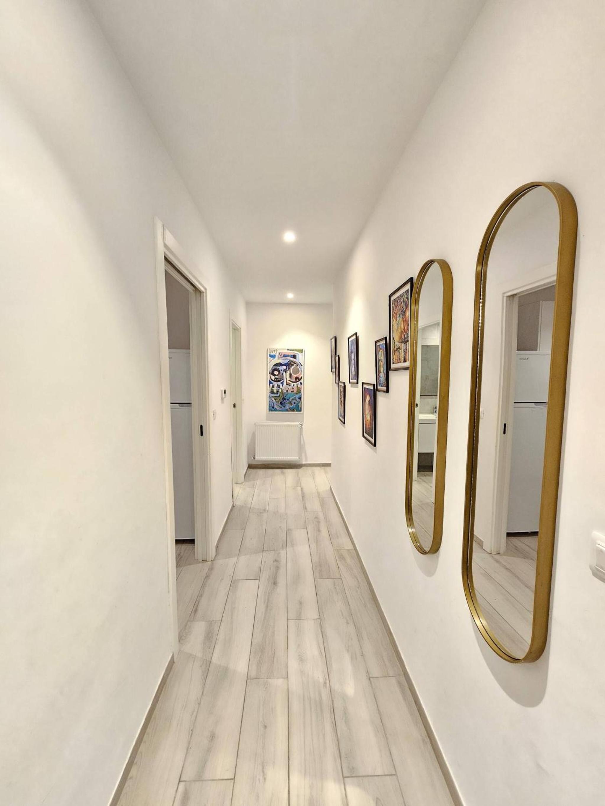 Contemporary Haven of La Marsa S 22