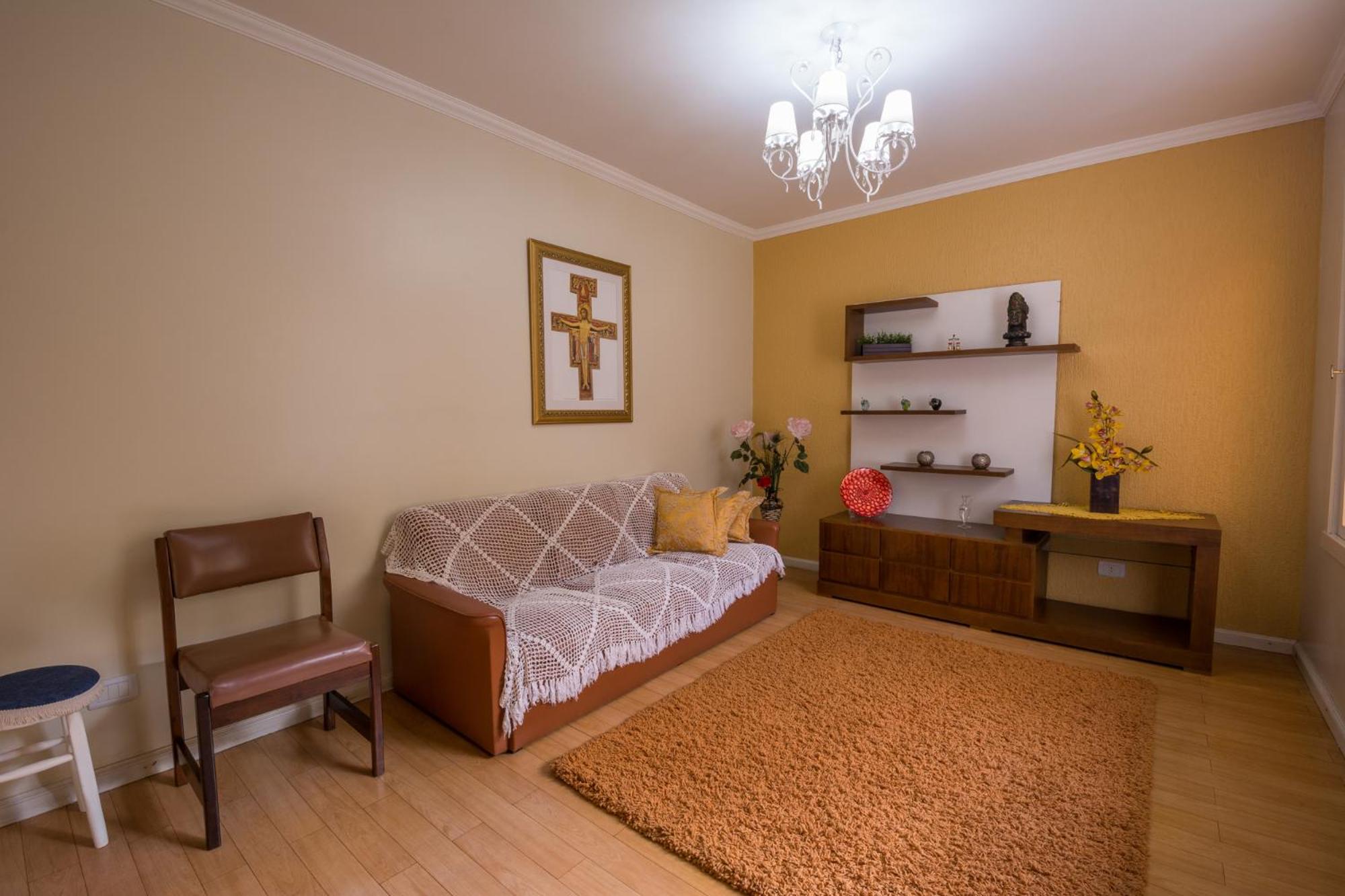 Casa Rua Padre Carmene