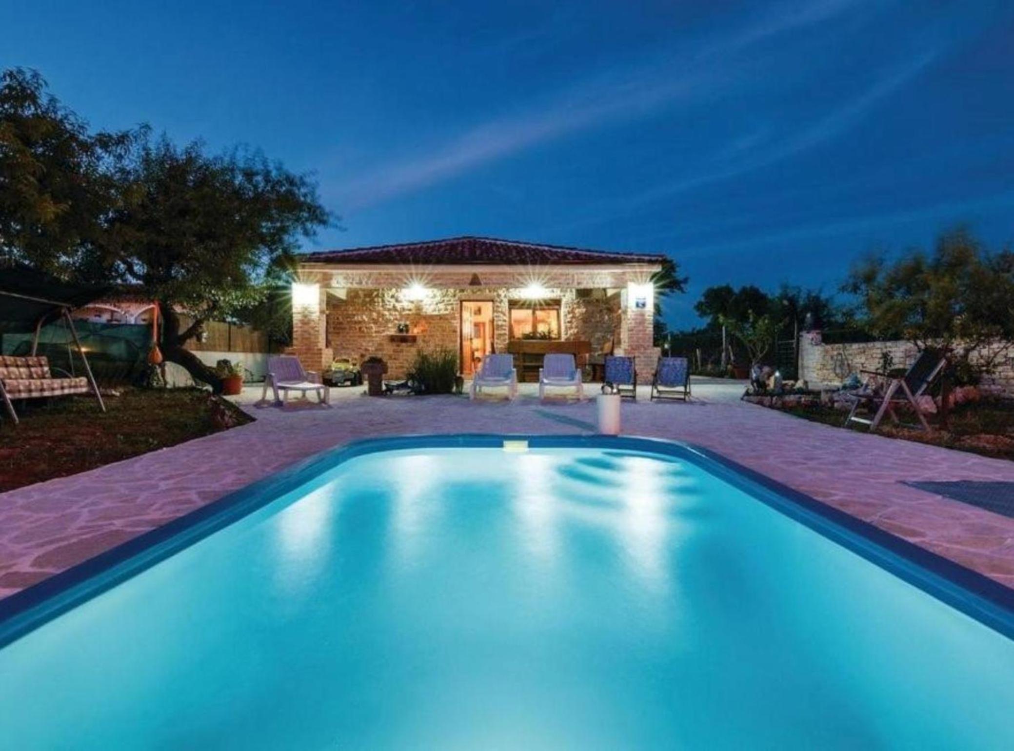 Holiday House Luka