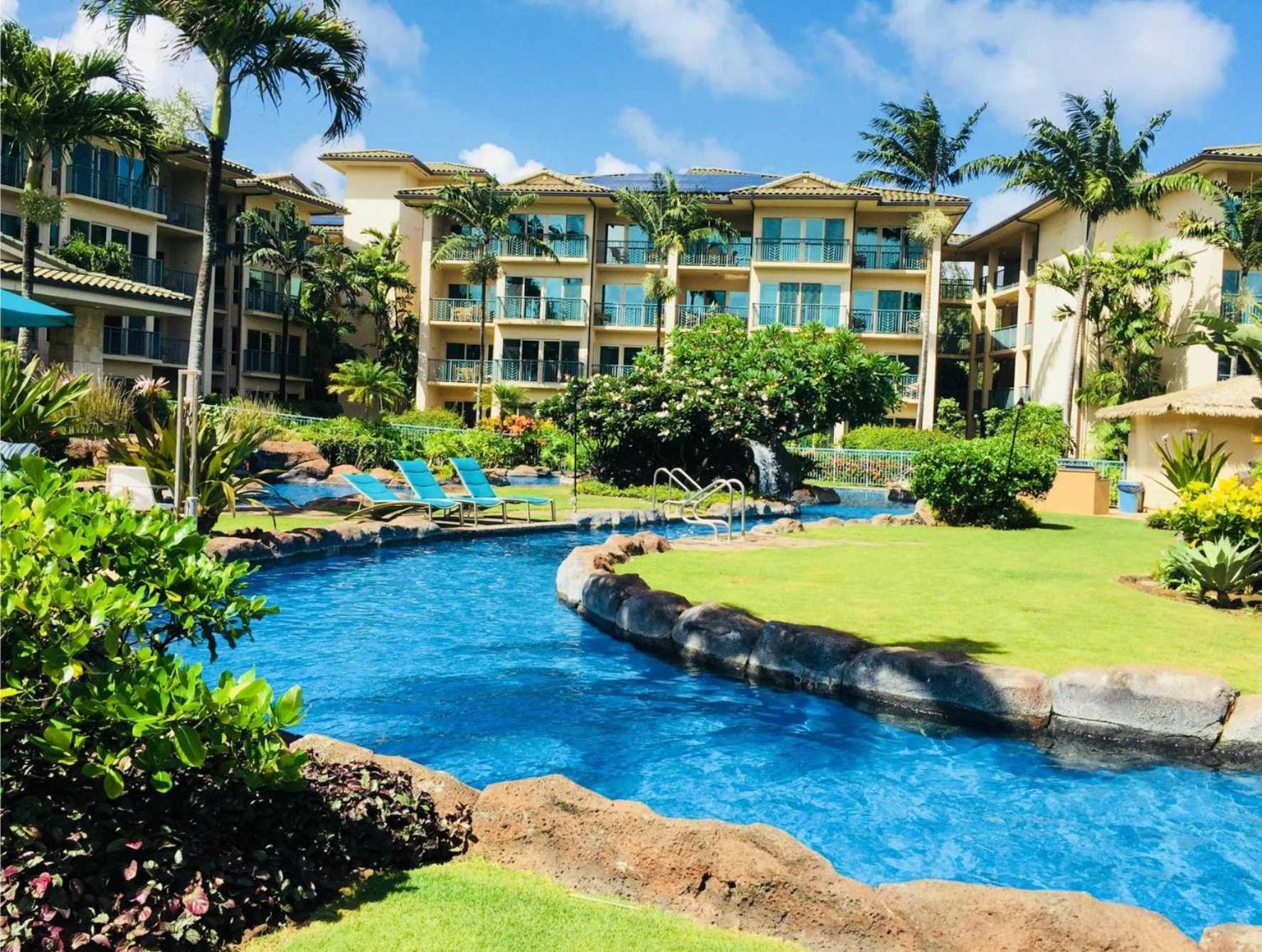 Waipouli Beach Resort - Kauai Oceanfront 2BR Balcony