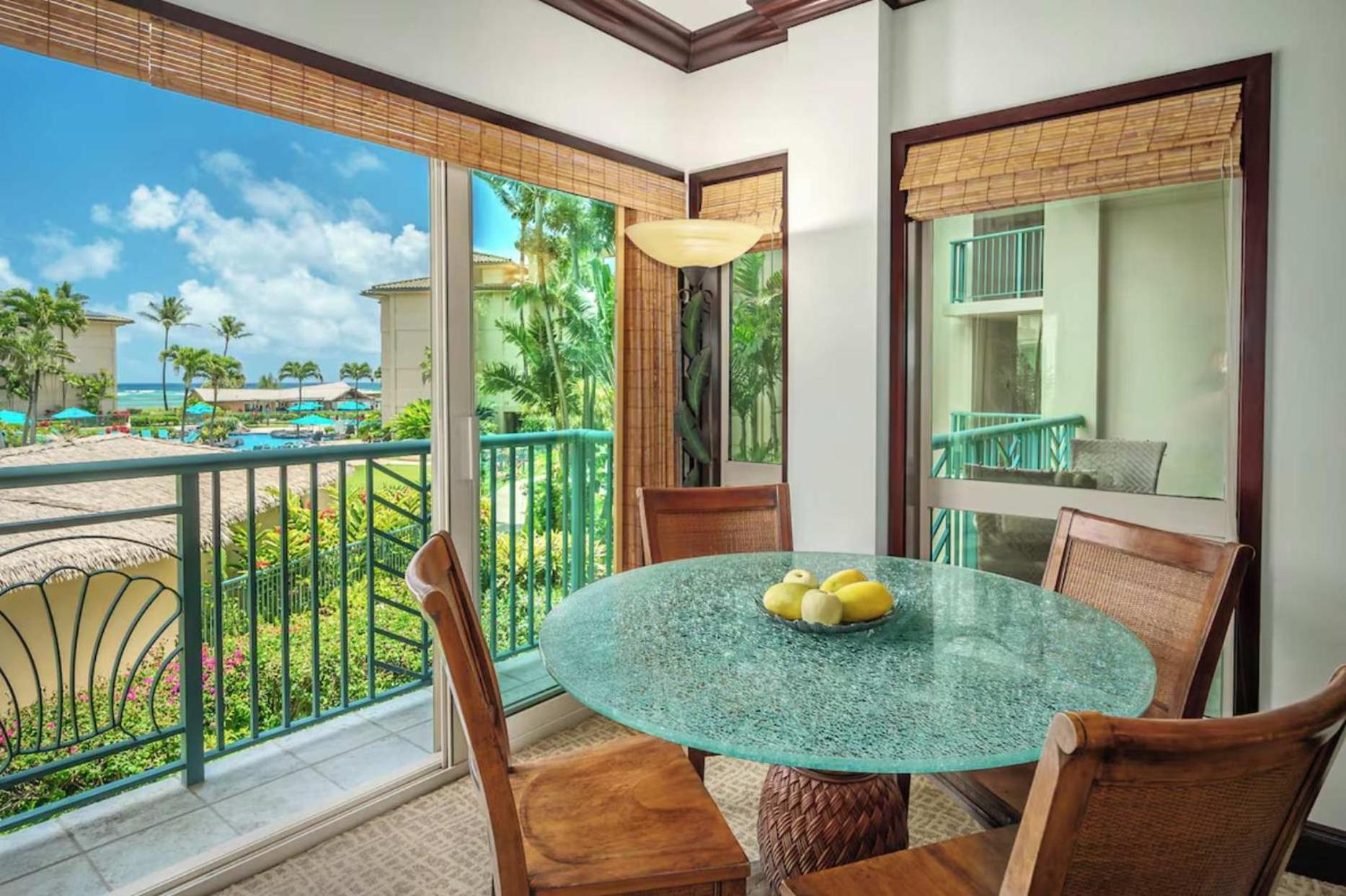 Waipouli Beach Resort - Kauai Oceanfront 2BR Balcony