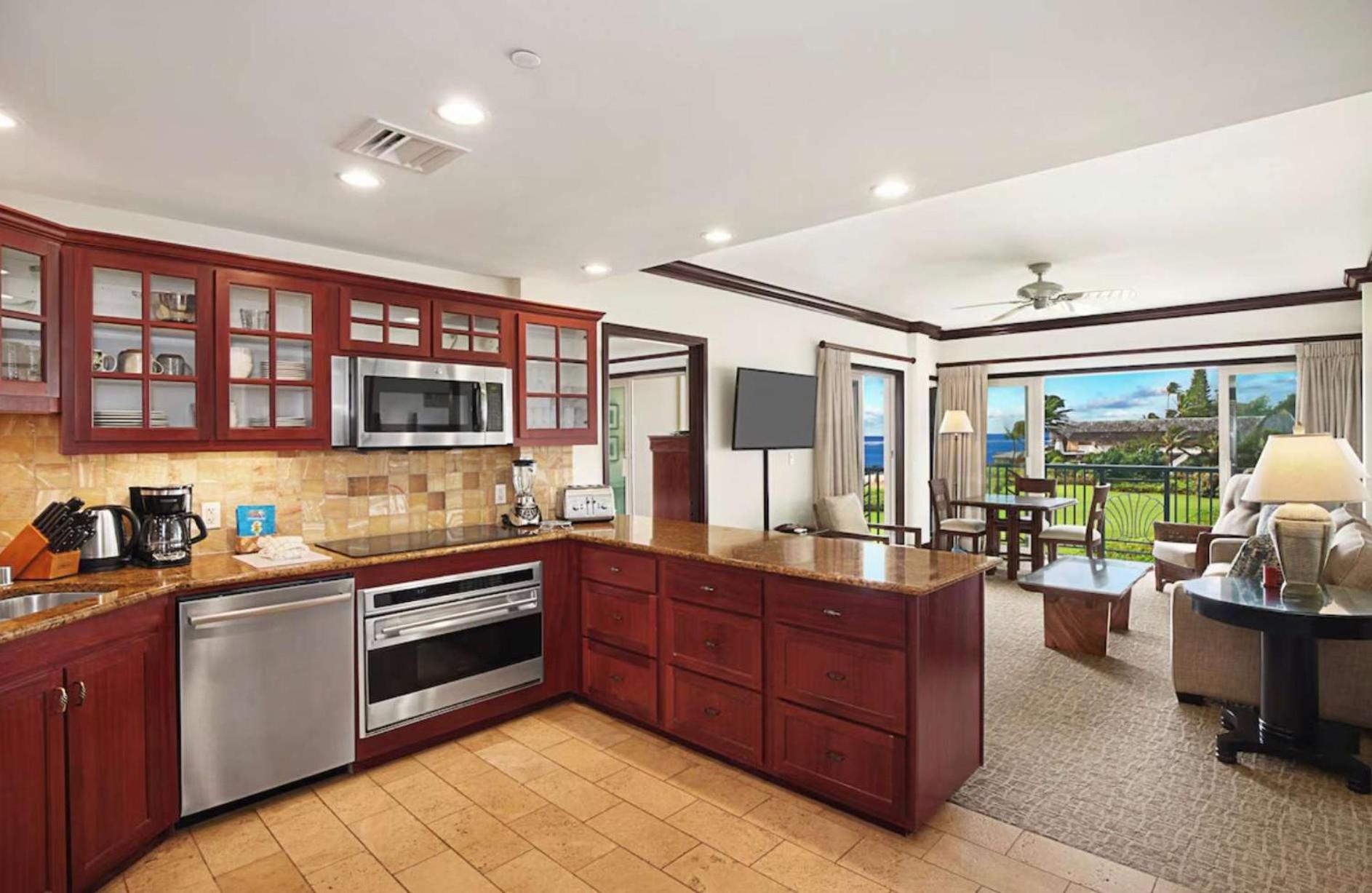 Waipouli Beach Resort - Kauai Oceanfront 2BR Balcony