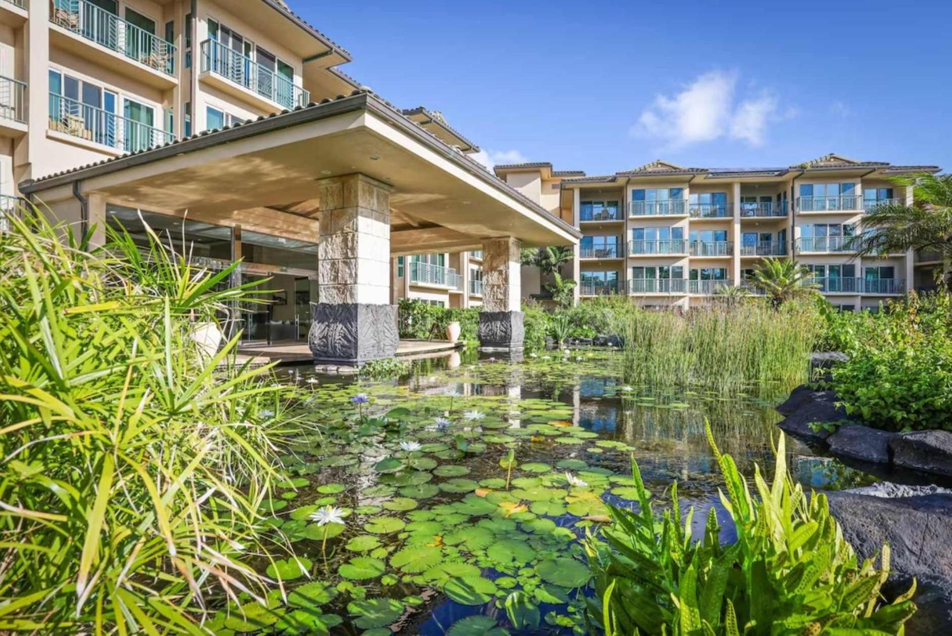 Waipouli Beach Resort - Kauai Oceanfront 2BR Balcony