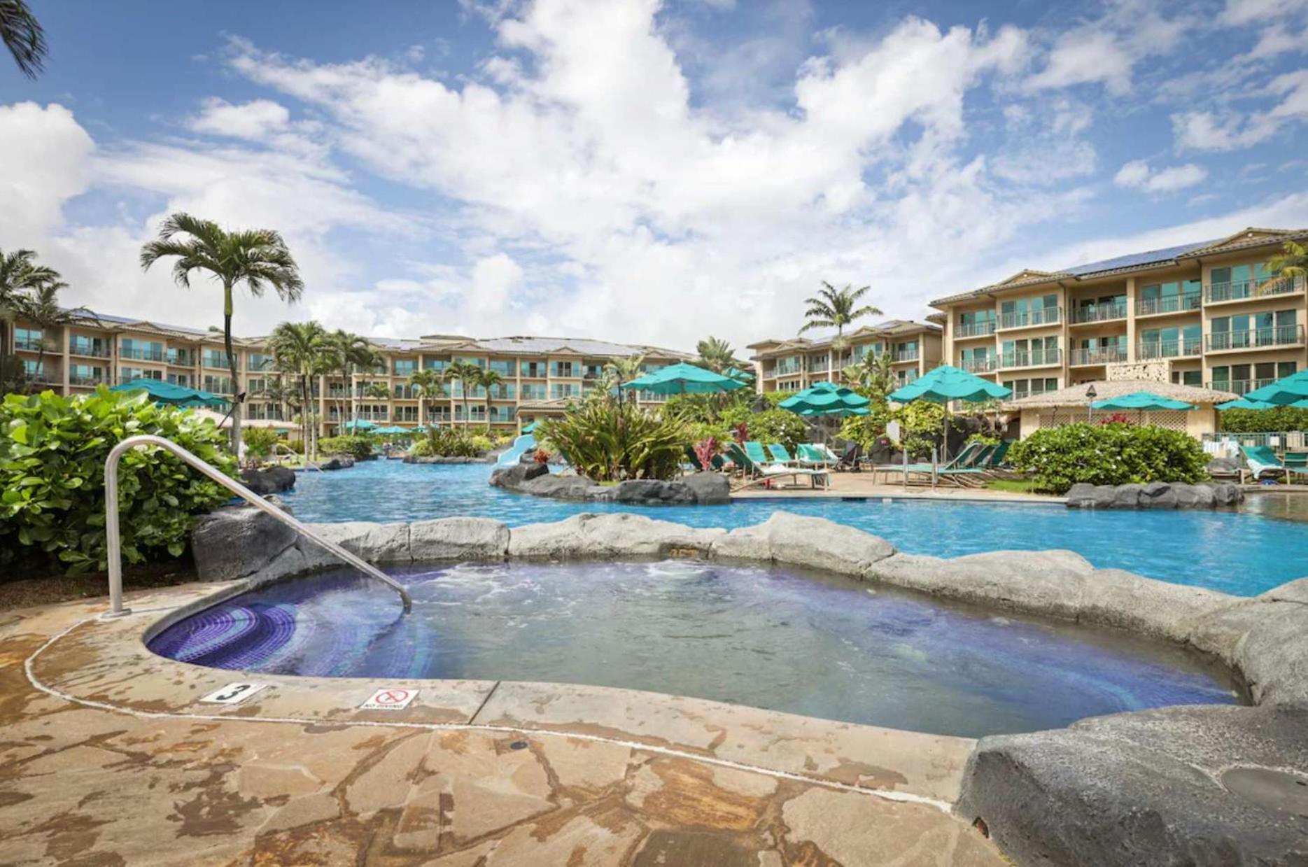 Waipouli Beach Resort - Kauai Oceanfront 2BR Balcony