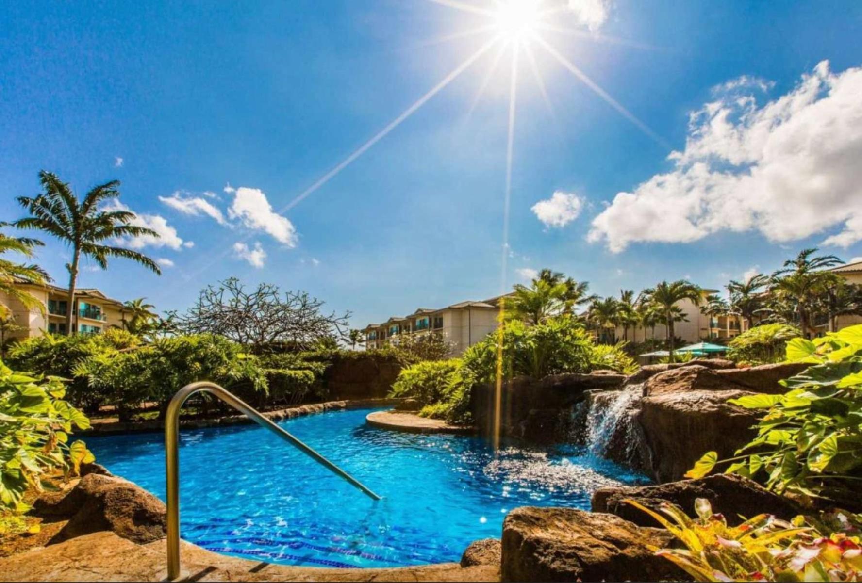 Waipouli Beach Resort - Kauai Oceanfront 2BR Balcony