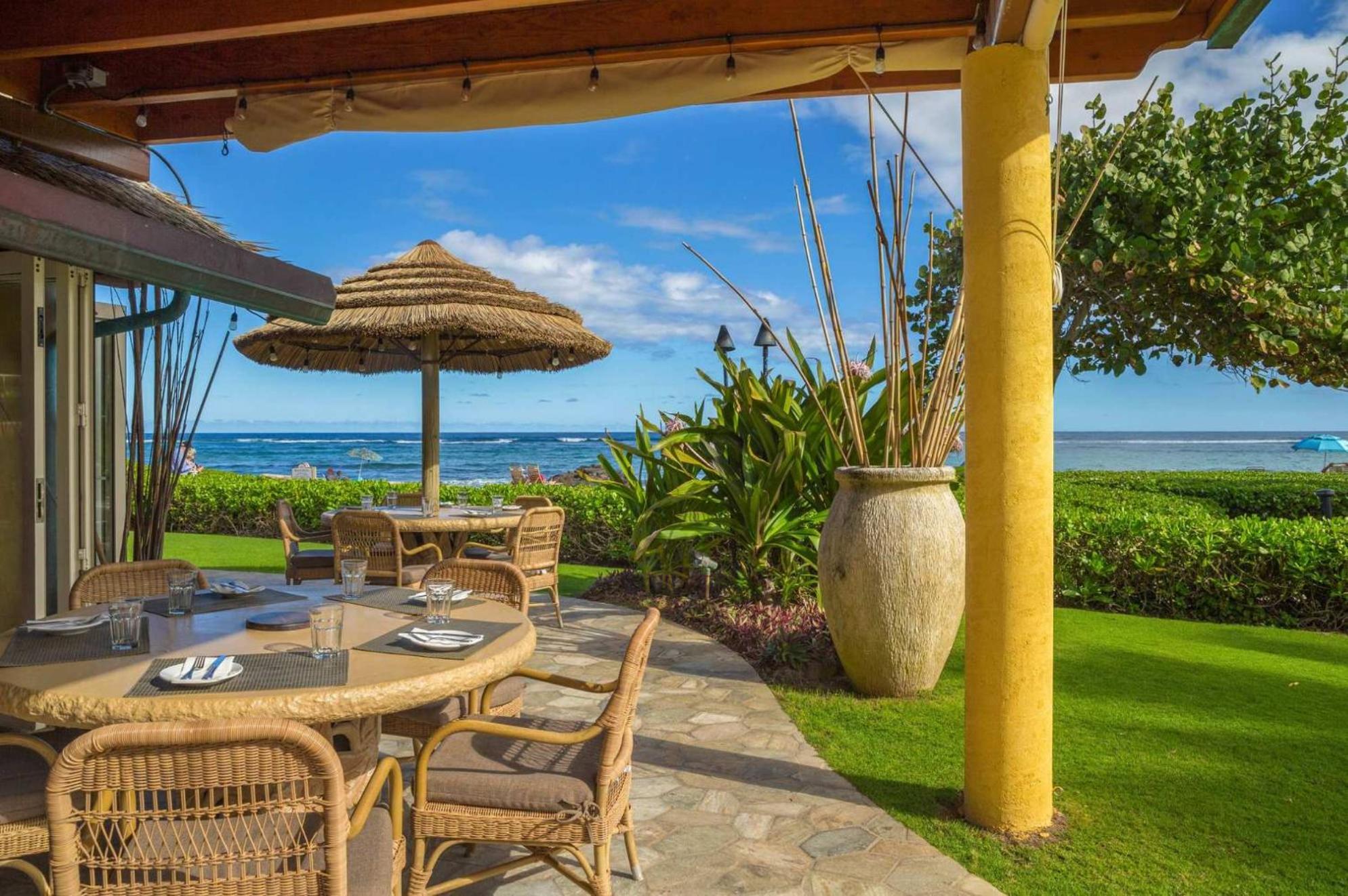 Waipouli Beach Resort - Kauai Oceanfront 2BR Balcony