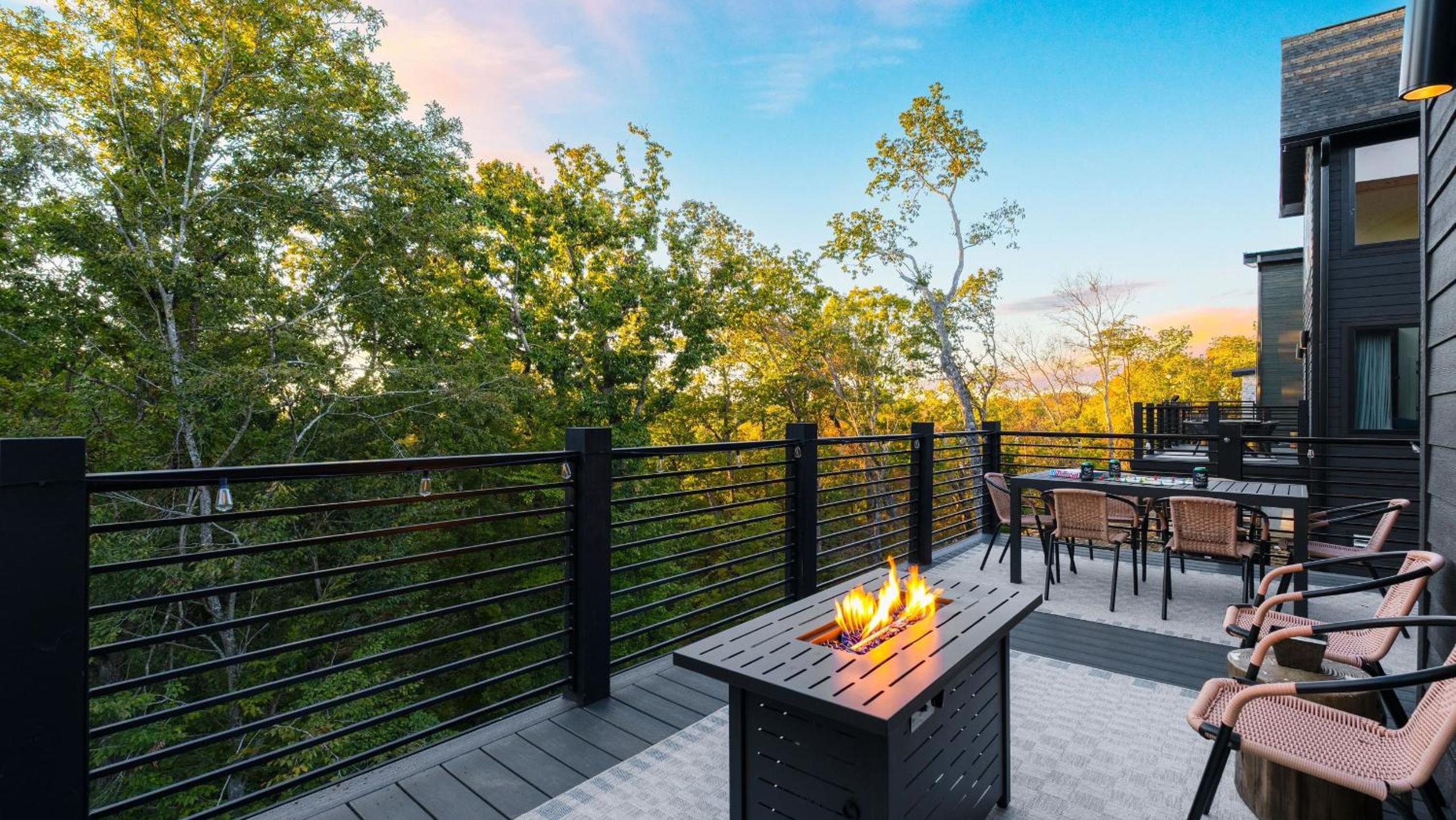 Indoor Pool Hot Tub Firepit Gym Mtn Views Ridgeview Retreat by AvantStay