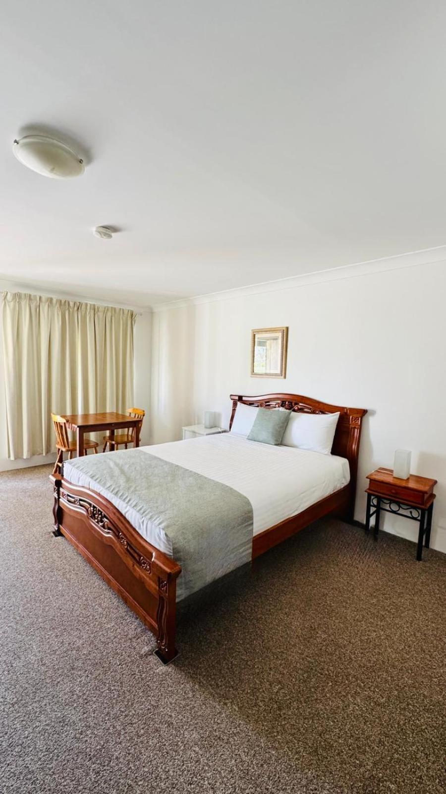 Marulan Motor Inn